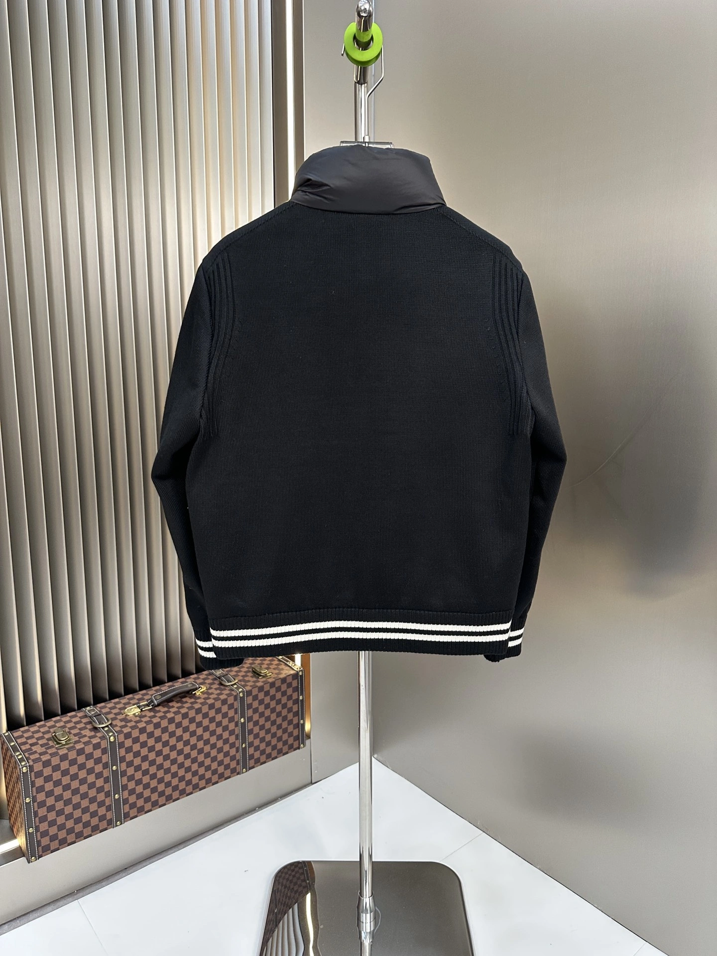 Moncler Down Jackets Stylish 145740