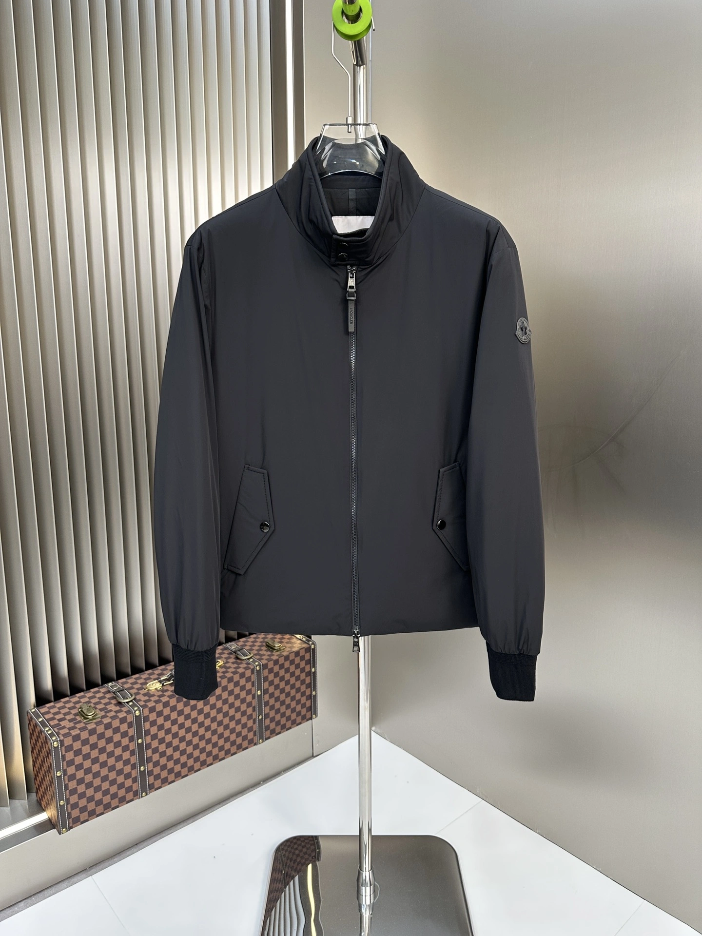 HighQuality Moncler Down Jackets 145739