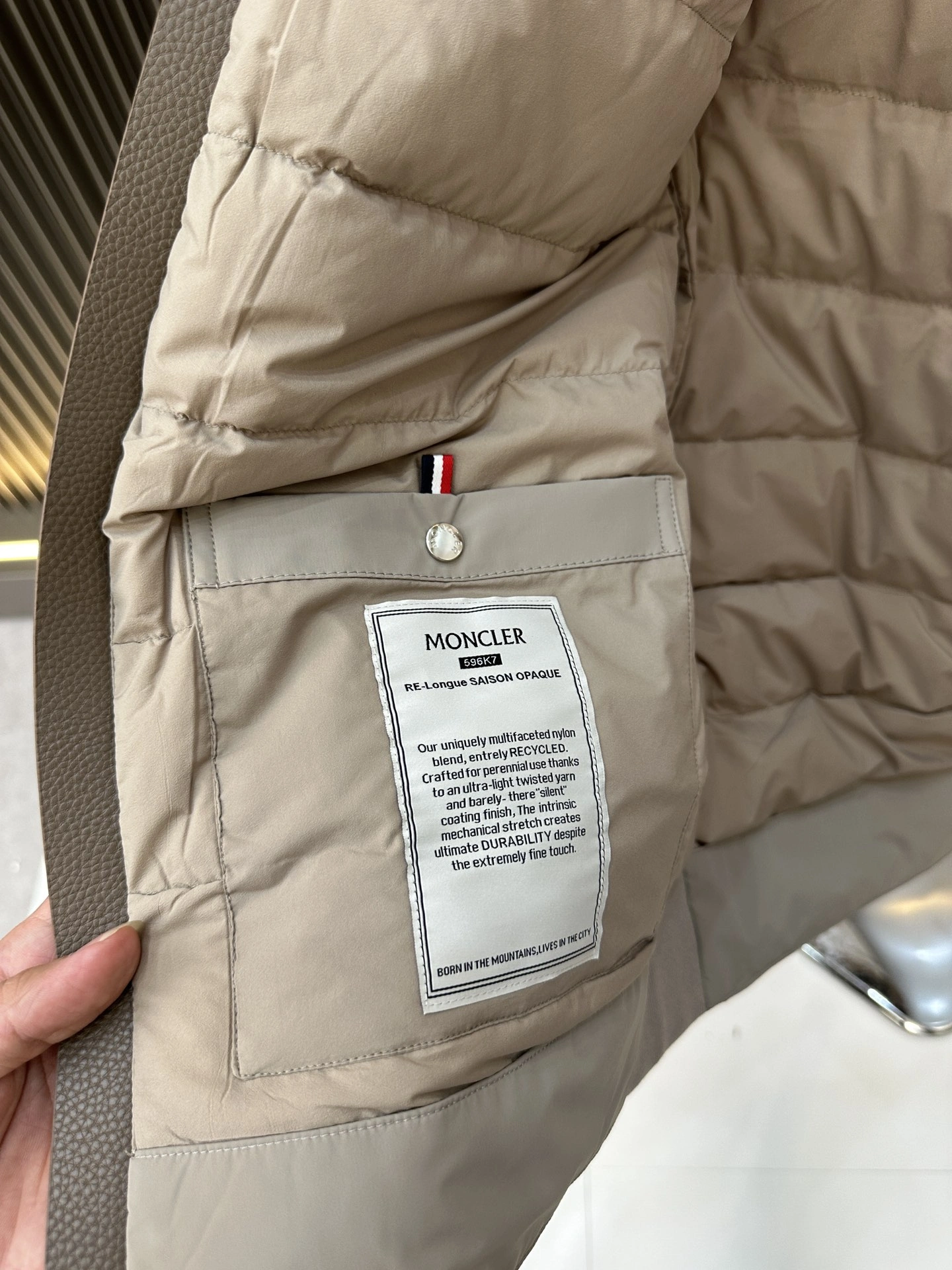 SmoothTexture Moncler Down Jackets 145730