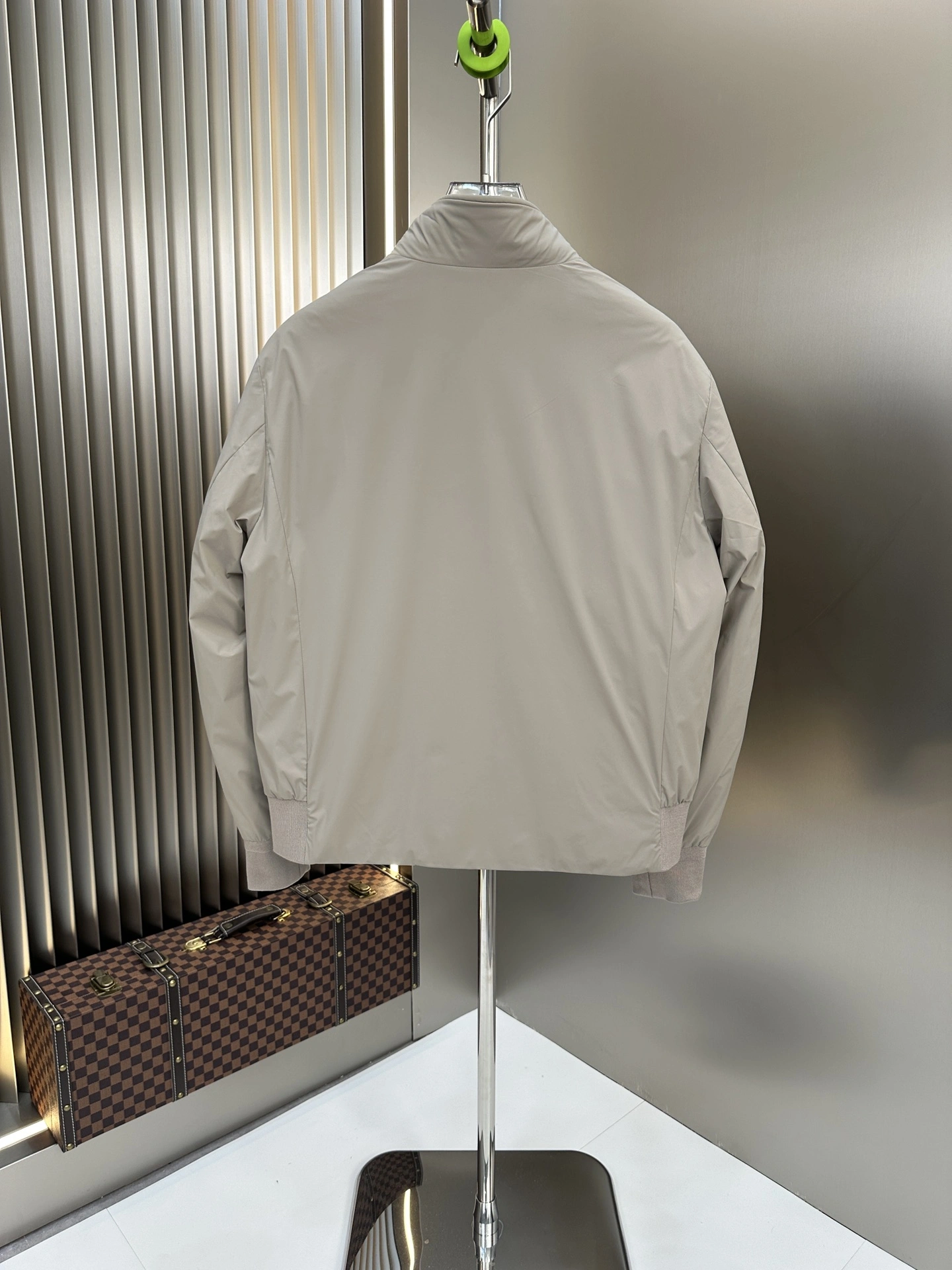 SmoothTexture Moncler Down Jackets 145730