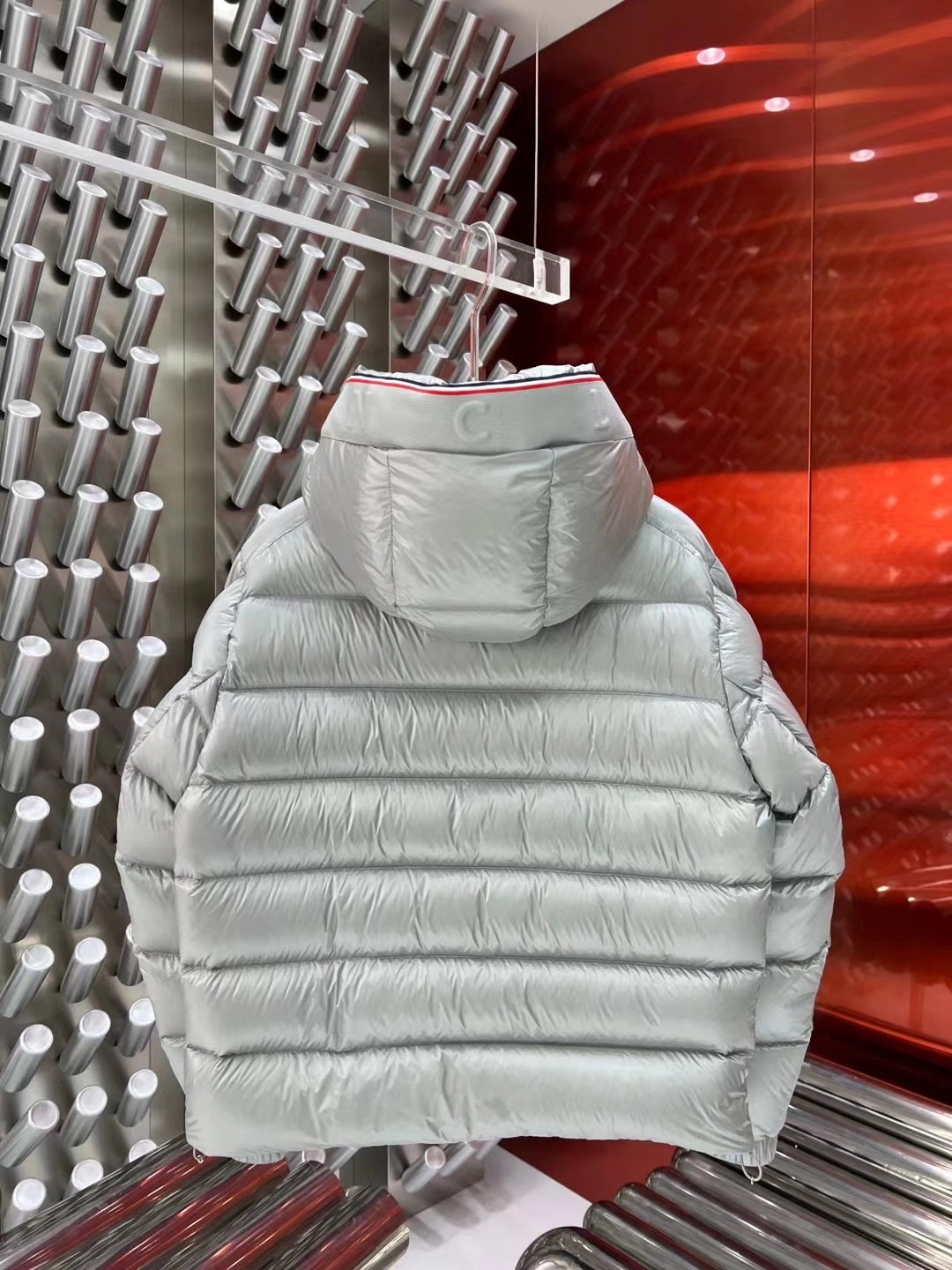 Bold Moncler Down Jackets 145743