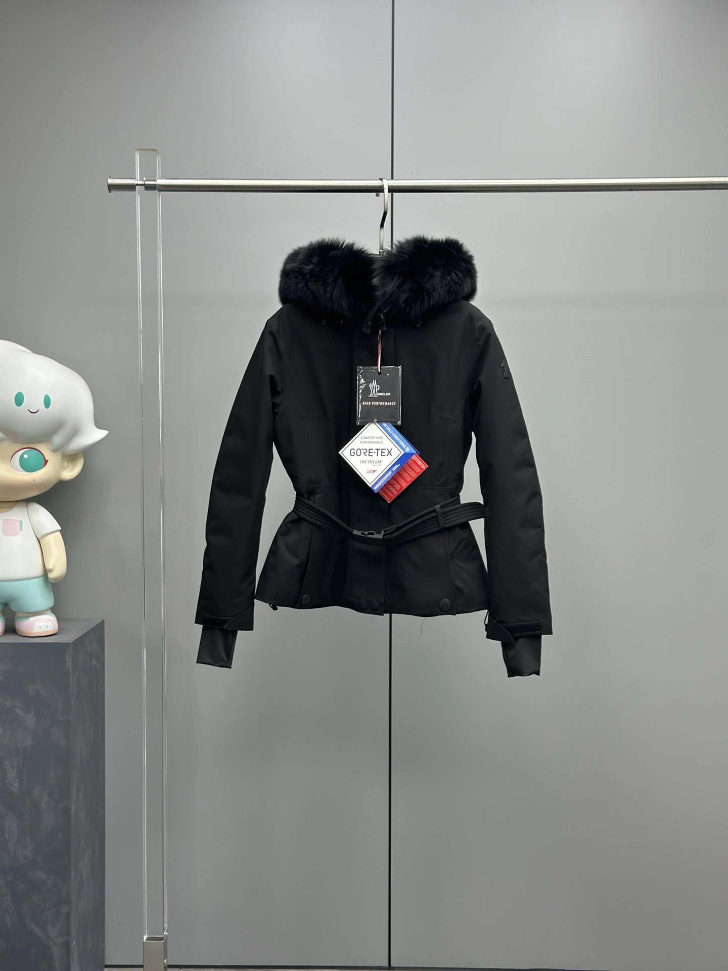 Moncler Down Jackets Sustainable 145736