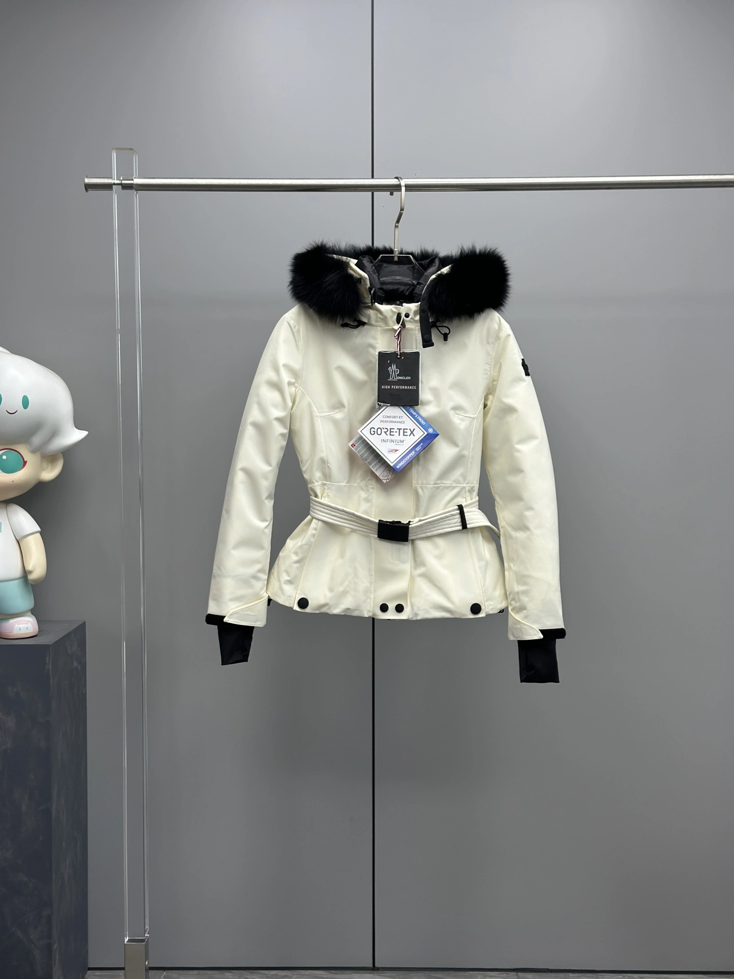 Moncler Down Jackets Sustainable 145736