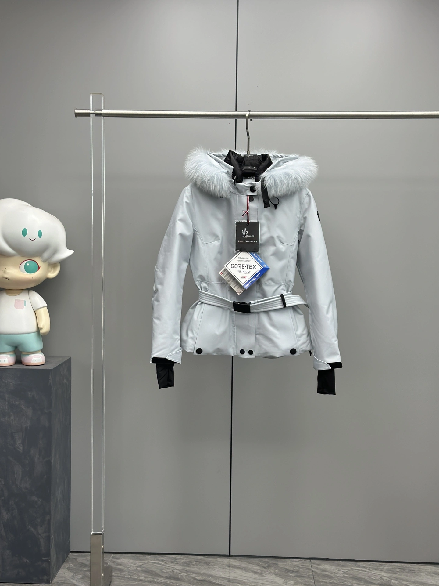 Moncler Down Jackets Sustainable 145736