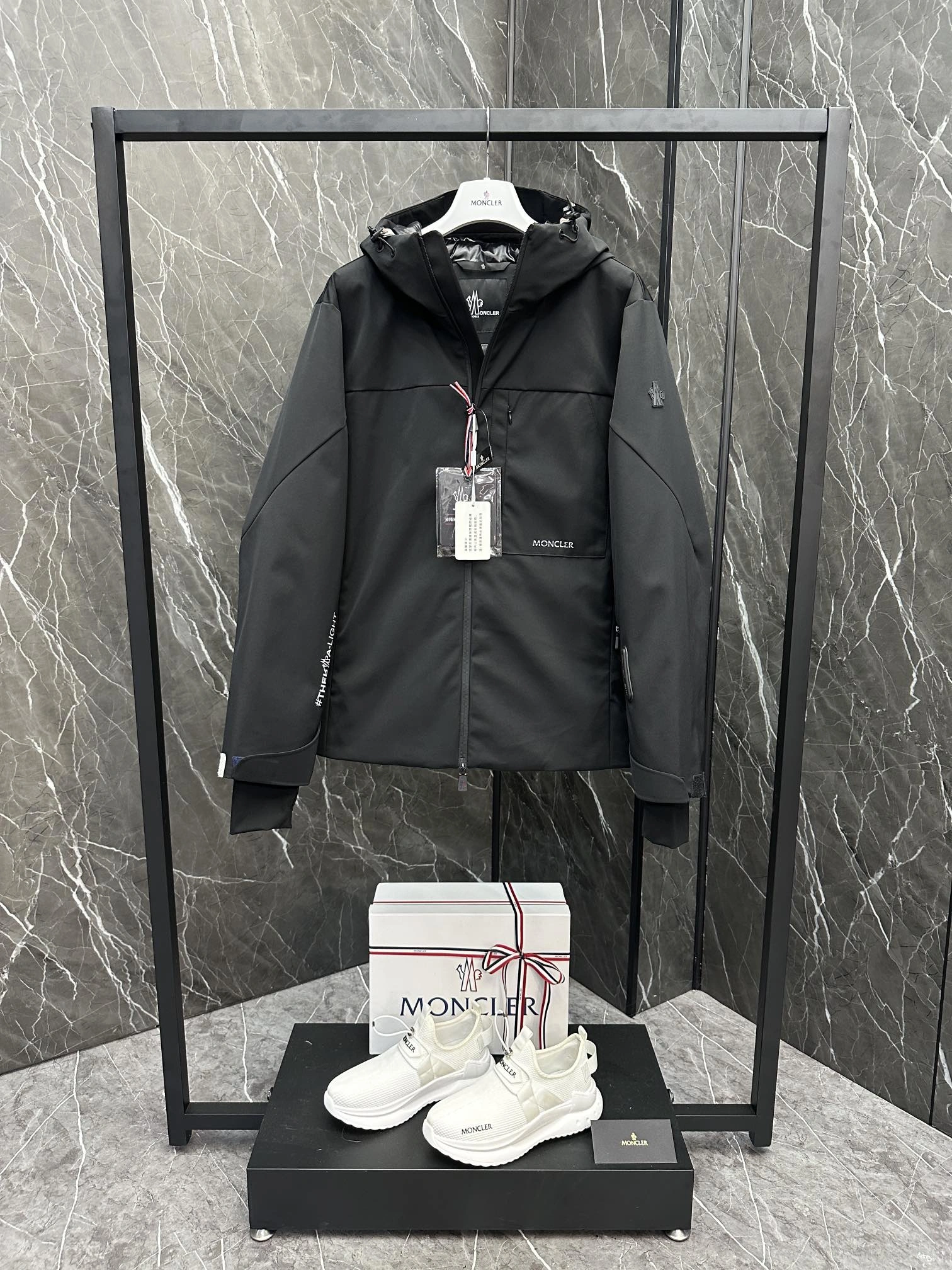 Cozy Moncler Down Jackets 145735