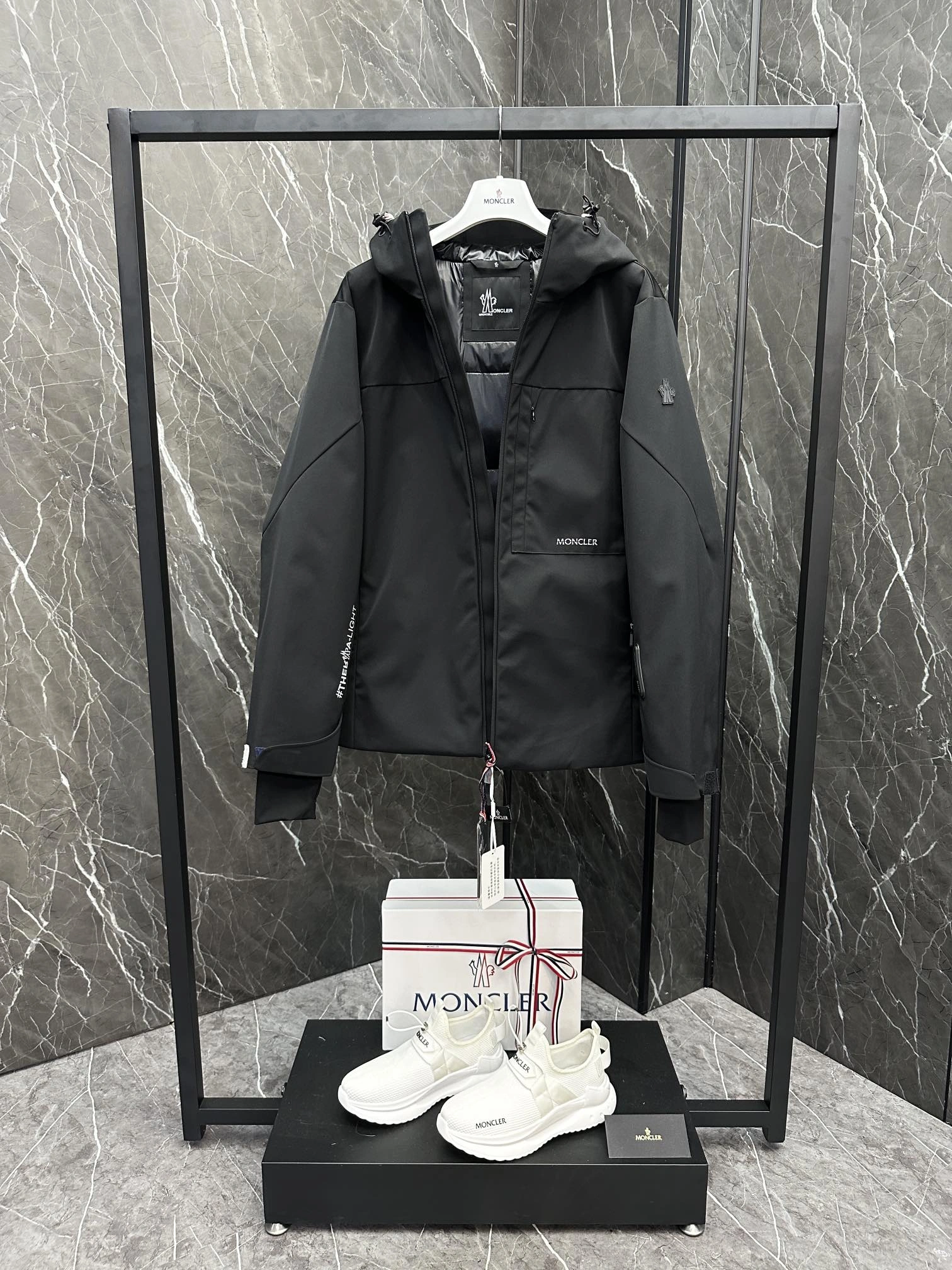 Cozy Moncler Down Jackets 145735