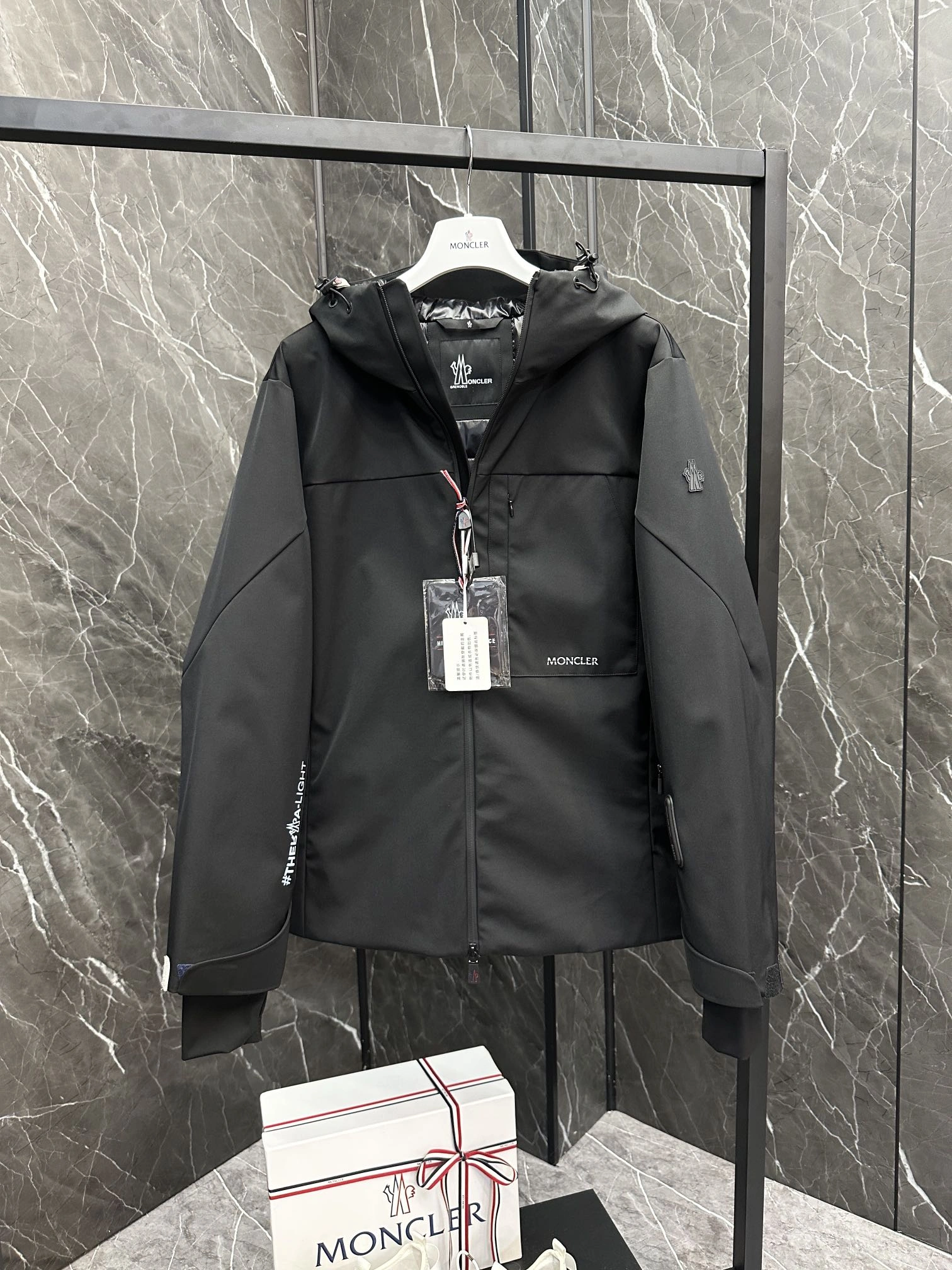 Cozy Moncler Down Jackets 145735