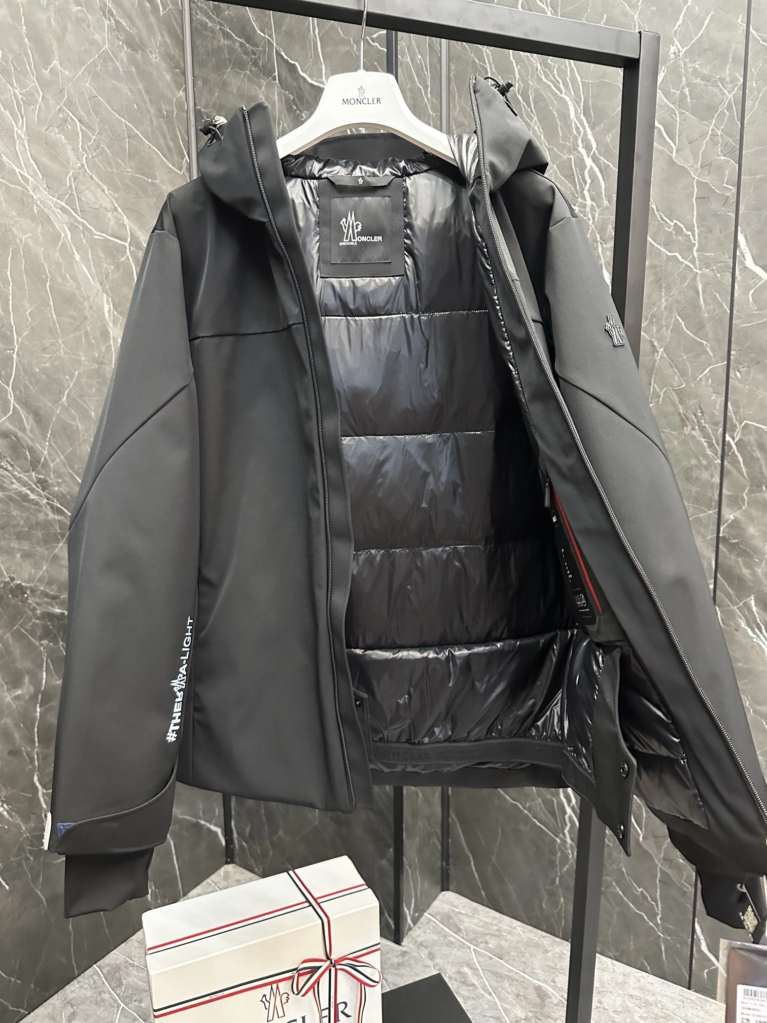 Cozy Moncler Down Jackets 145735