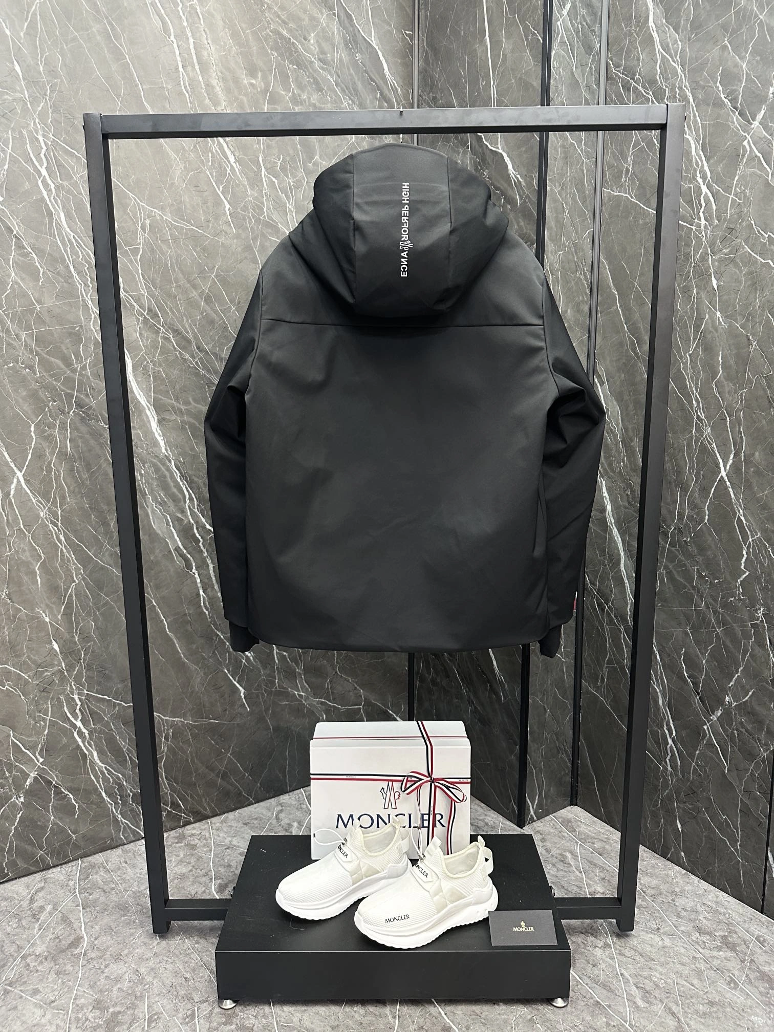 Cozy Moncler Down Jackets 145735