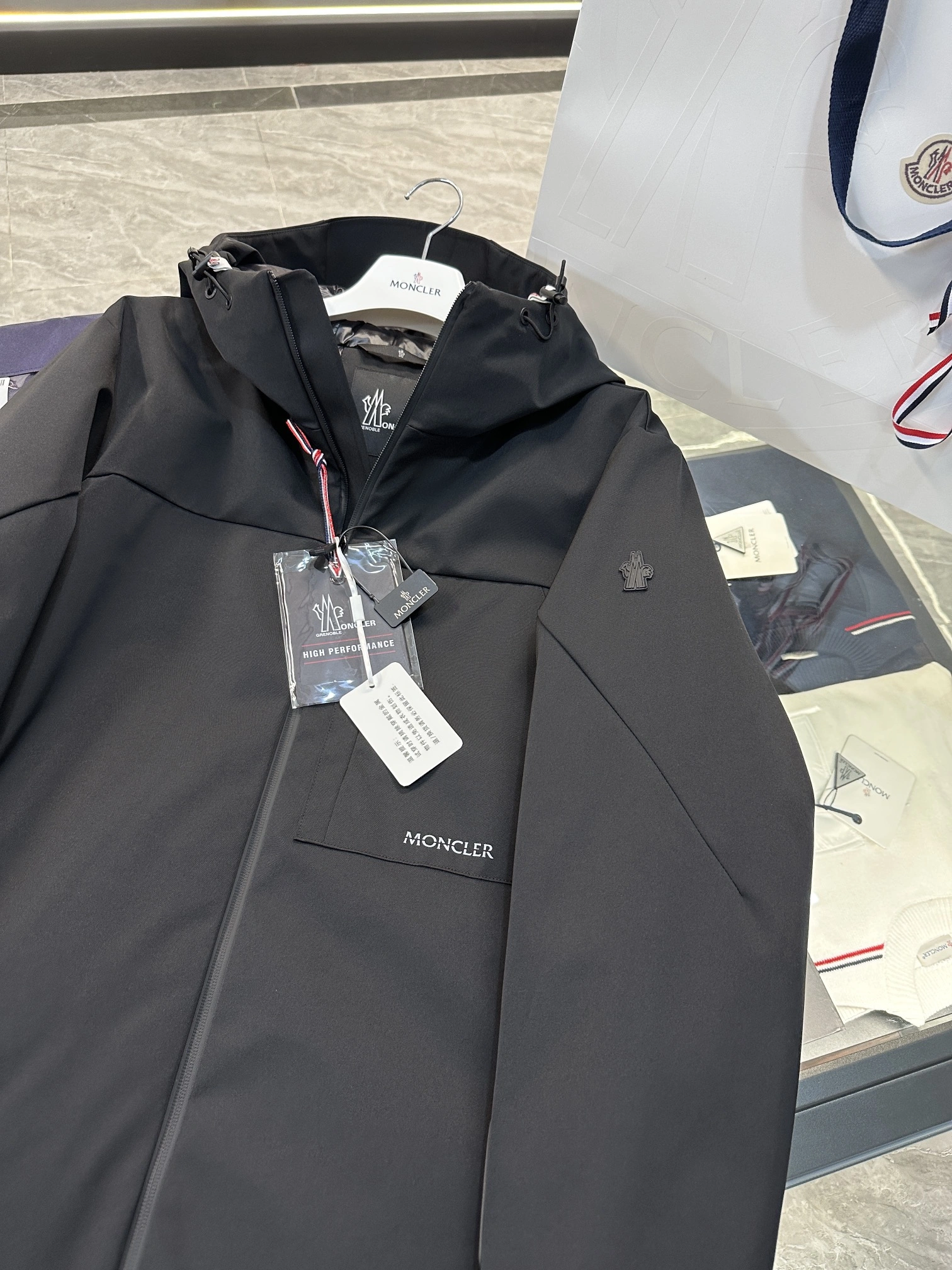 Moncler Down Jackets EyeCatching 145728