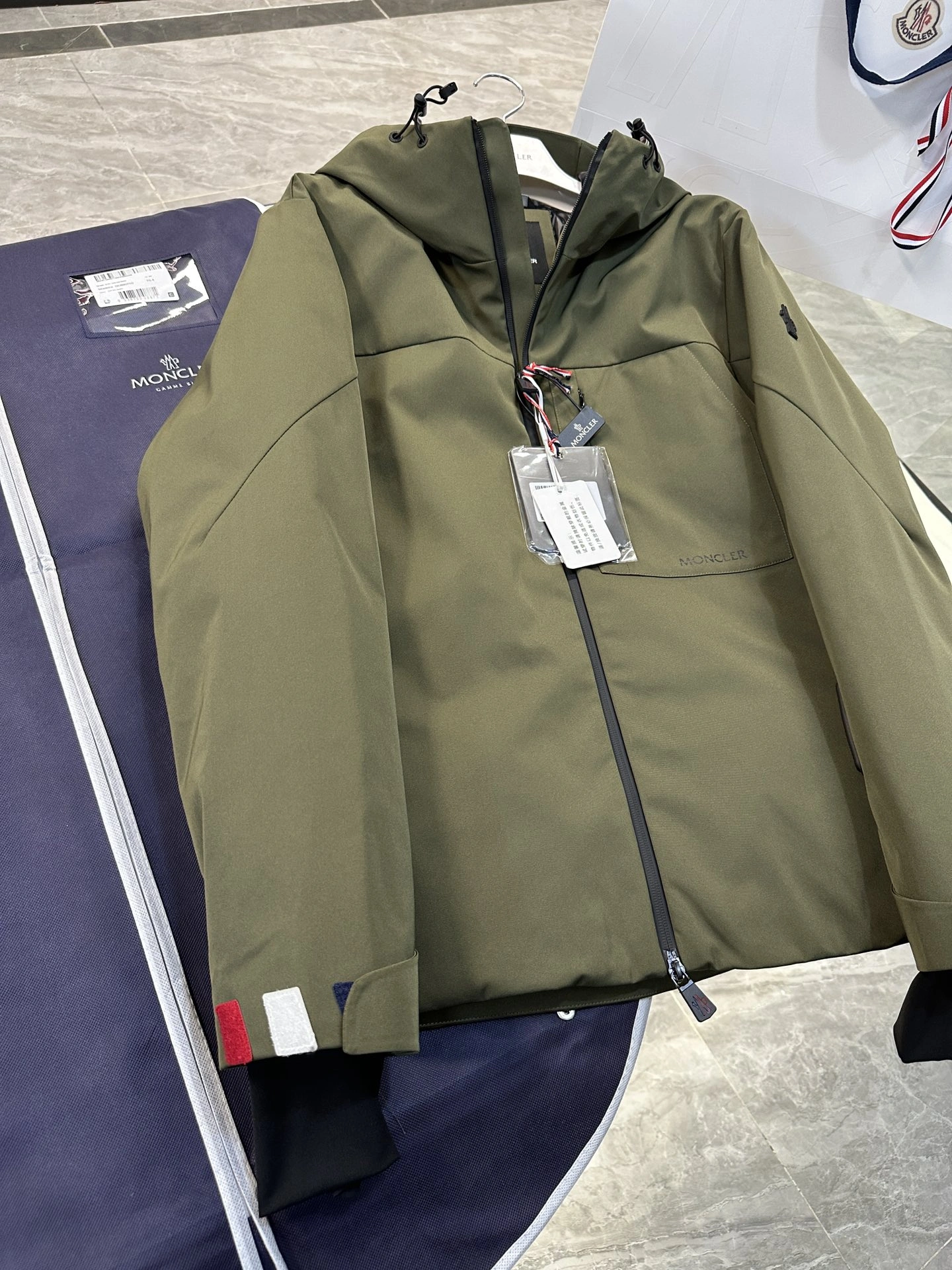 Durable Moncler Down Jackets 145729