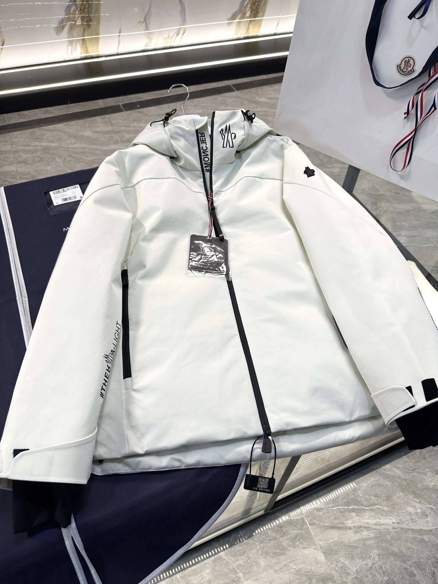 Moncler Down Jackets SportInspired 145727