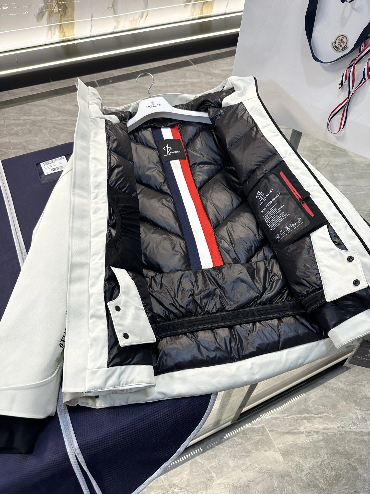 Moncler Down Jackets SportInspired 145727