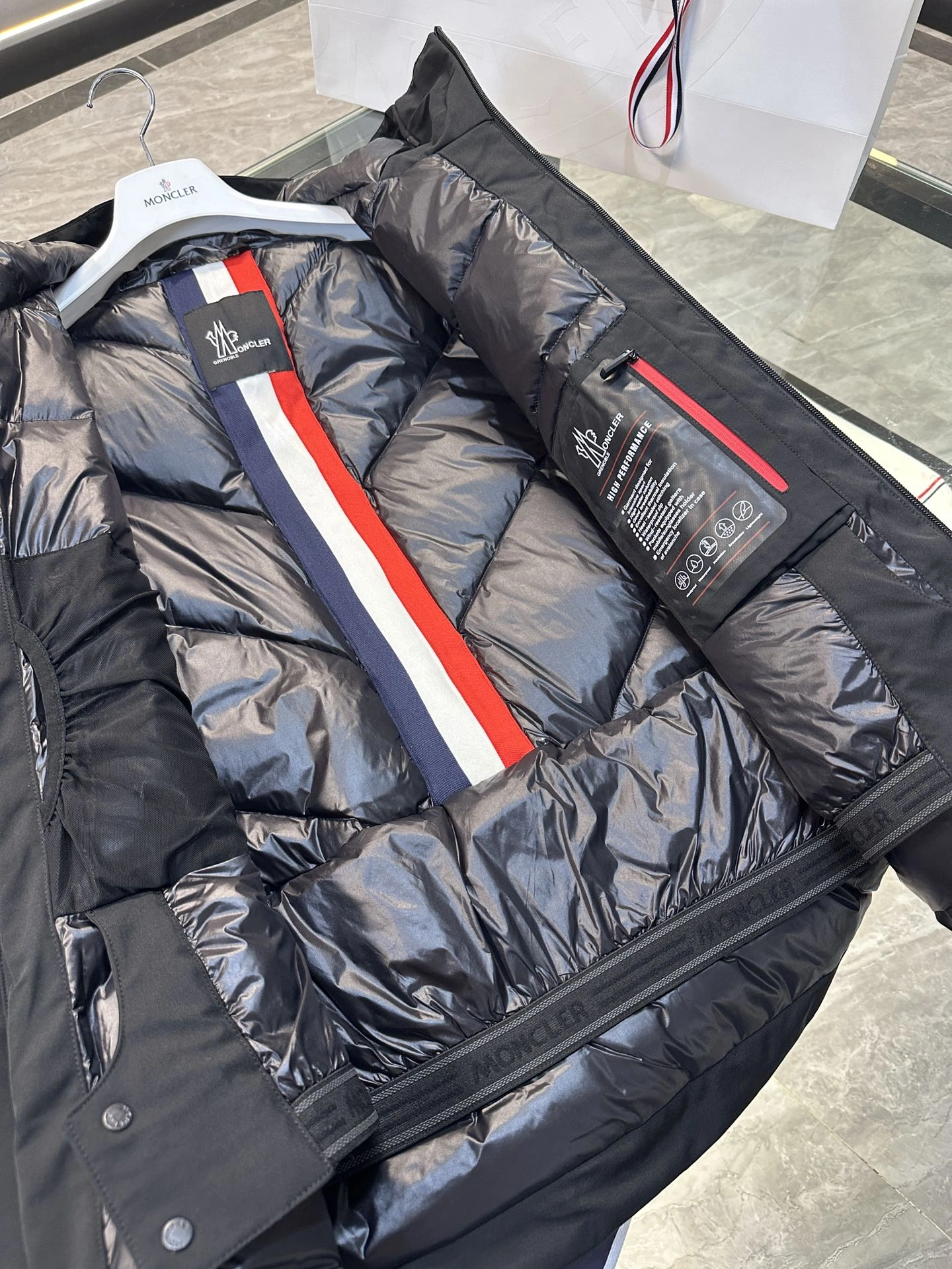 Moncler Down Jackets Effortless 145726