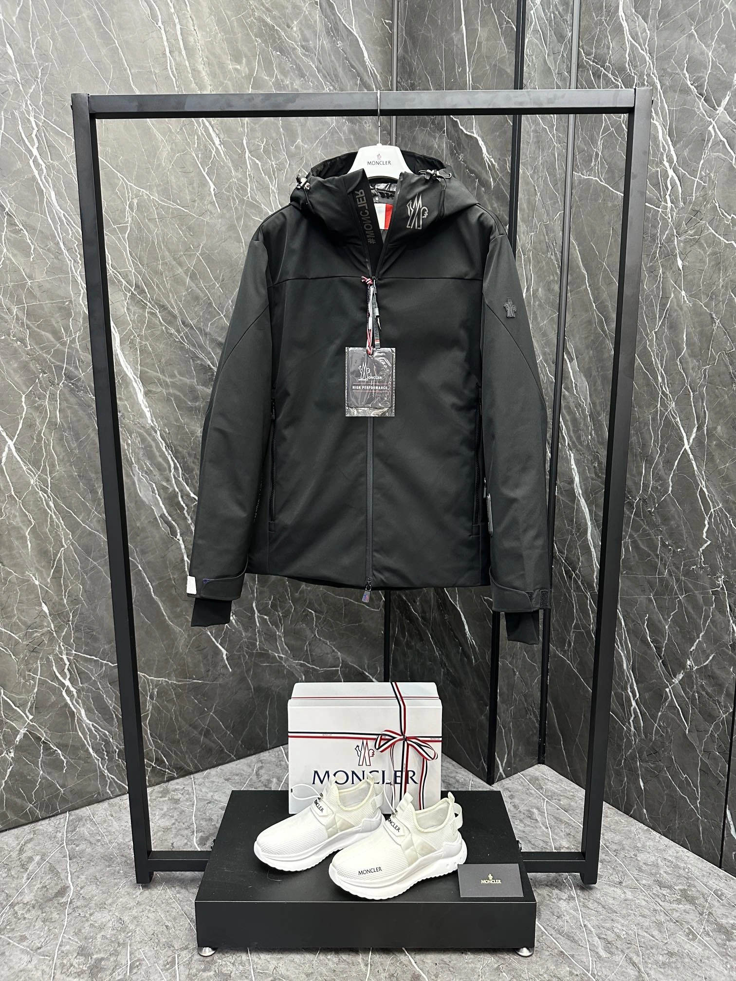 Moncler Down Jackets DailyWear 145723