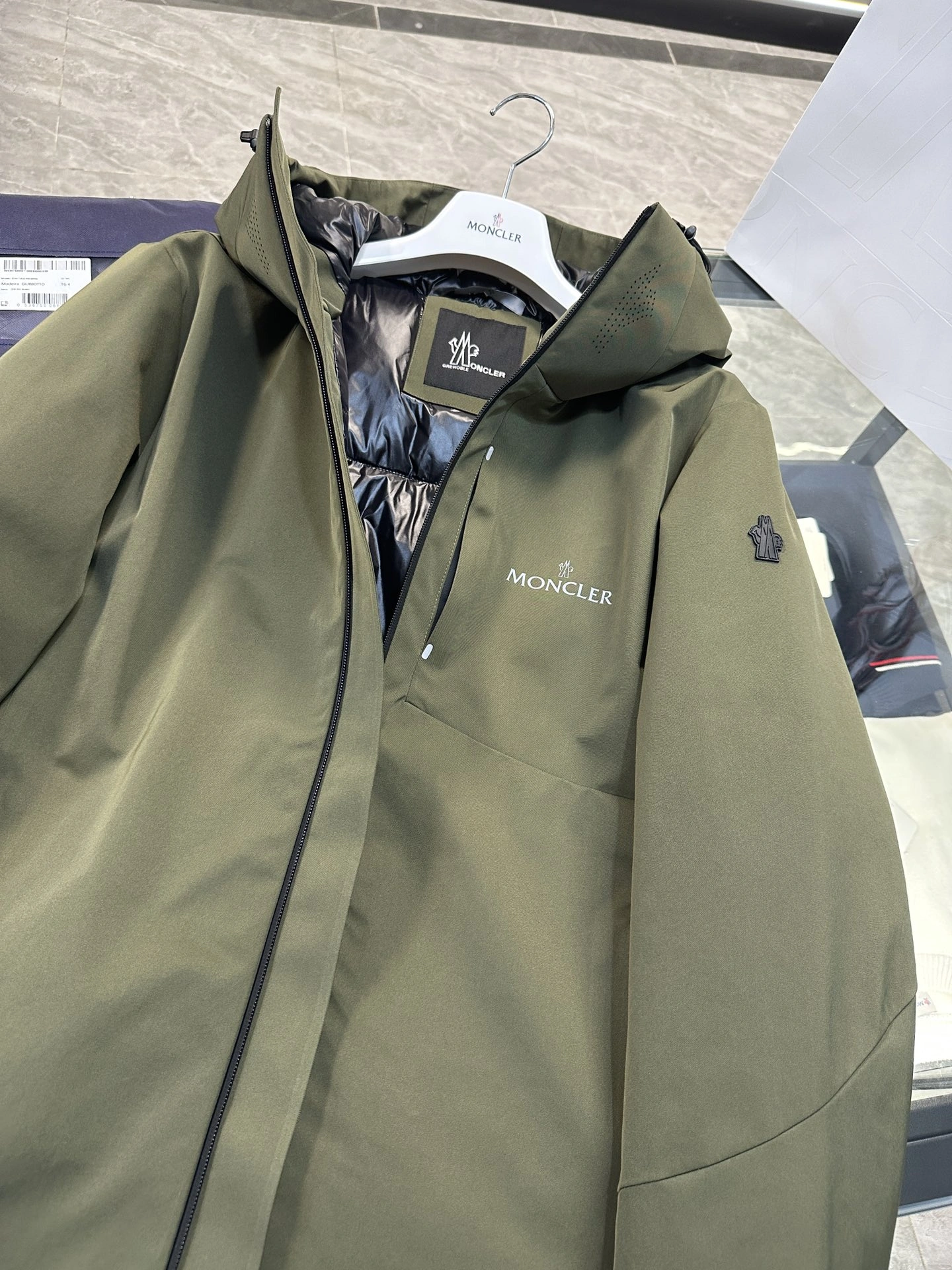 WrinkleFree Moncler Down Jackets 145709