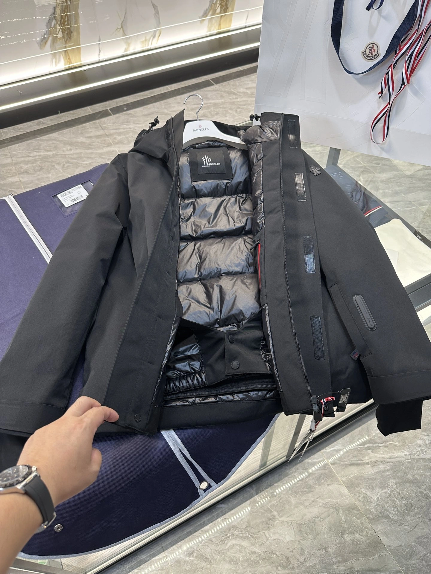 Moncler Down Jackets ZeroBulk 145714