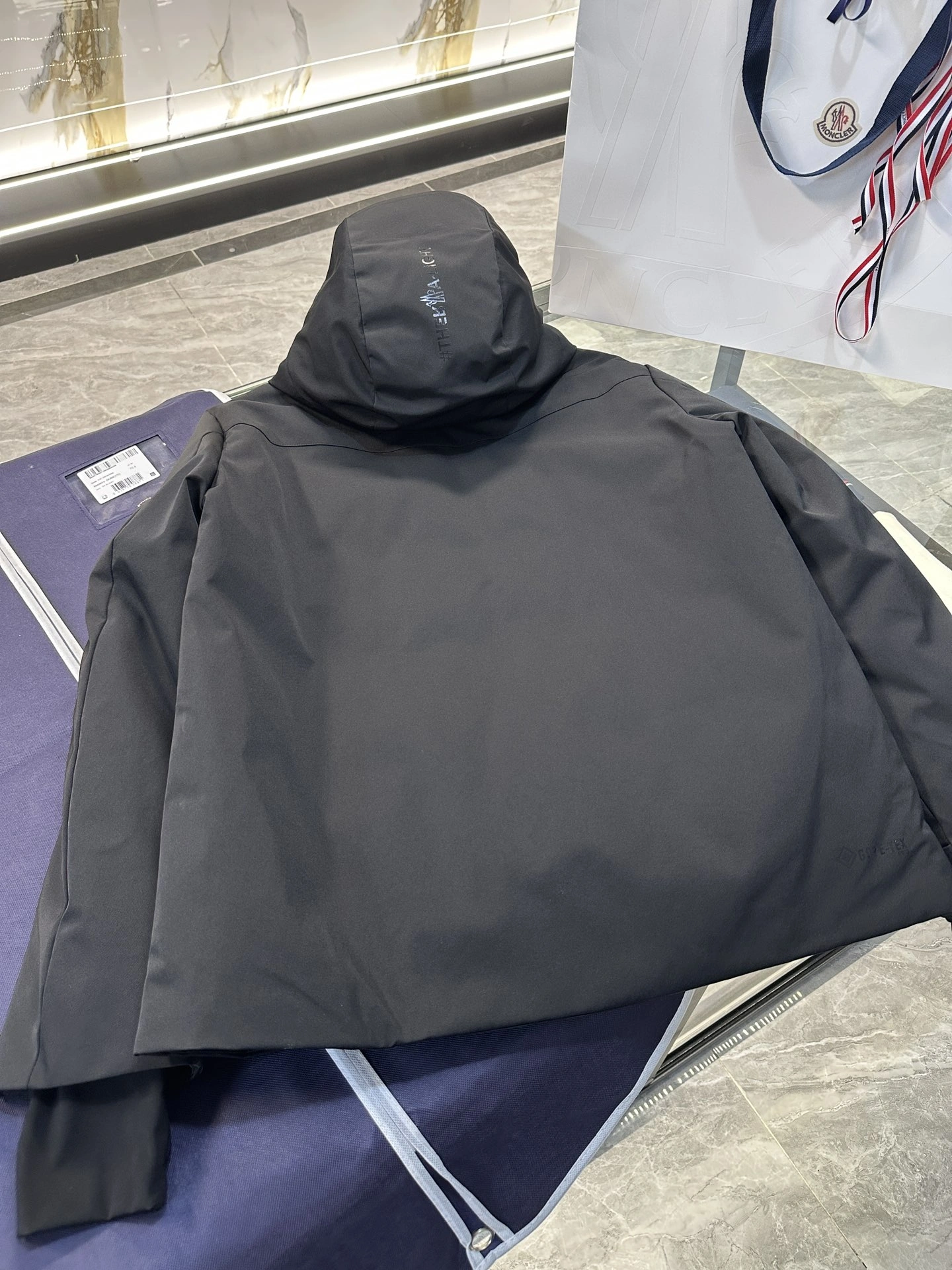 Moncler Down Jackets ZeroBulk 145714