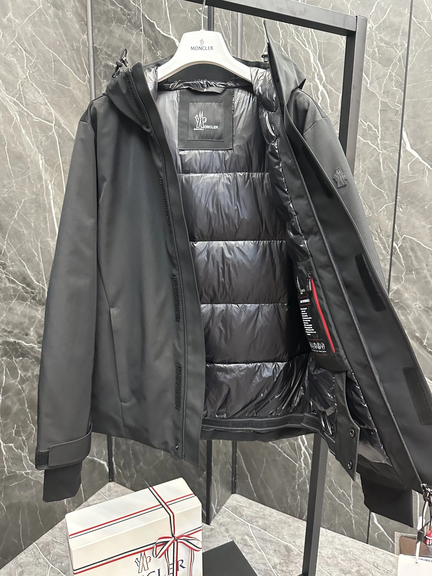 Chic Moncler Down Jackets 145715