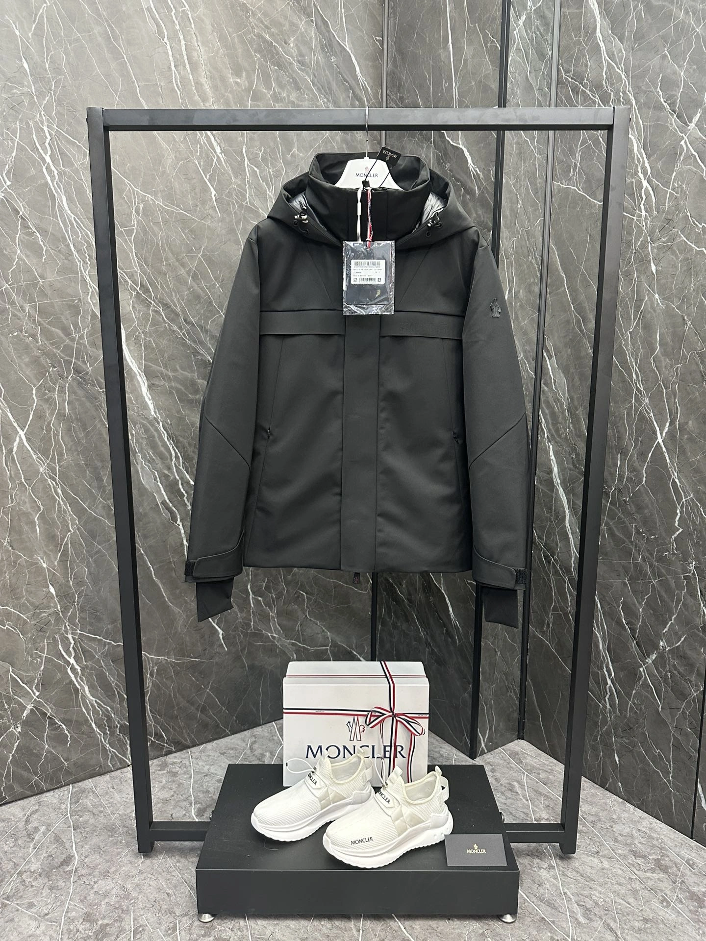 Elegant Moncler Down Jackets 145719
