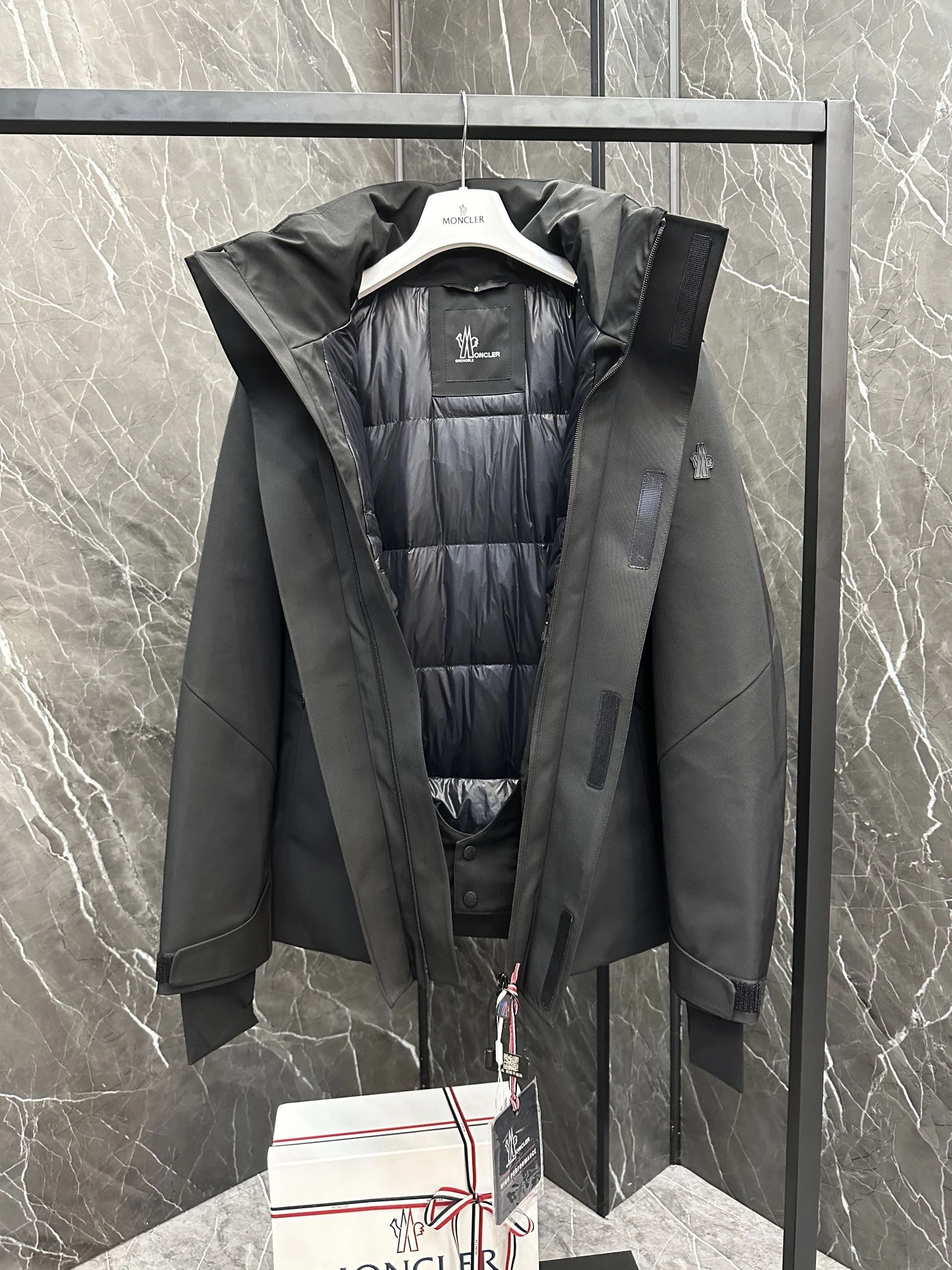Elegant Moncler Down Jackets 145719