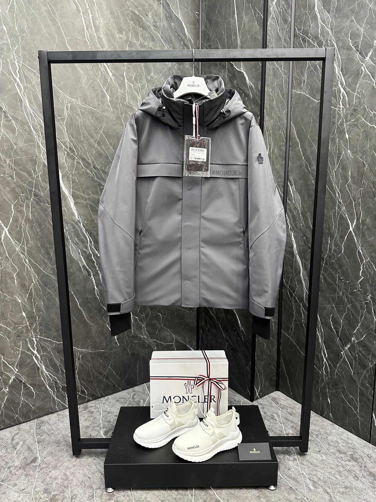 AllSeason Moncler Down Jackets 145716