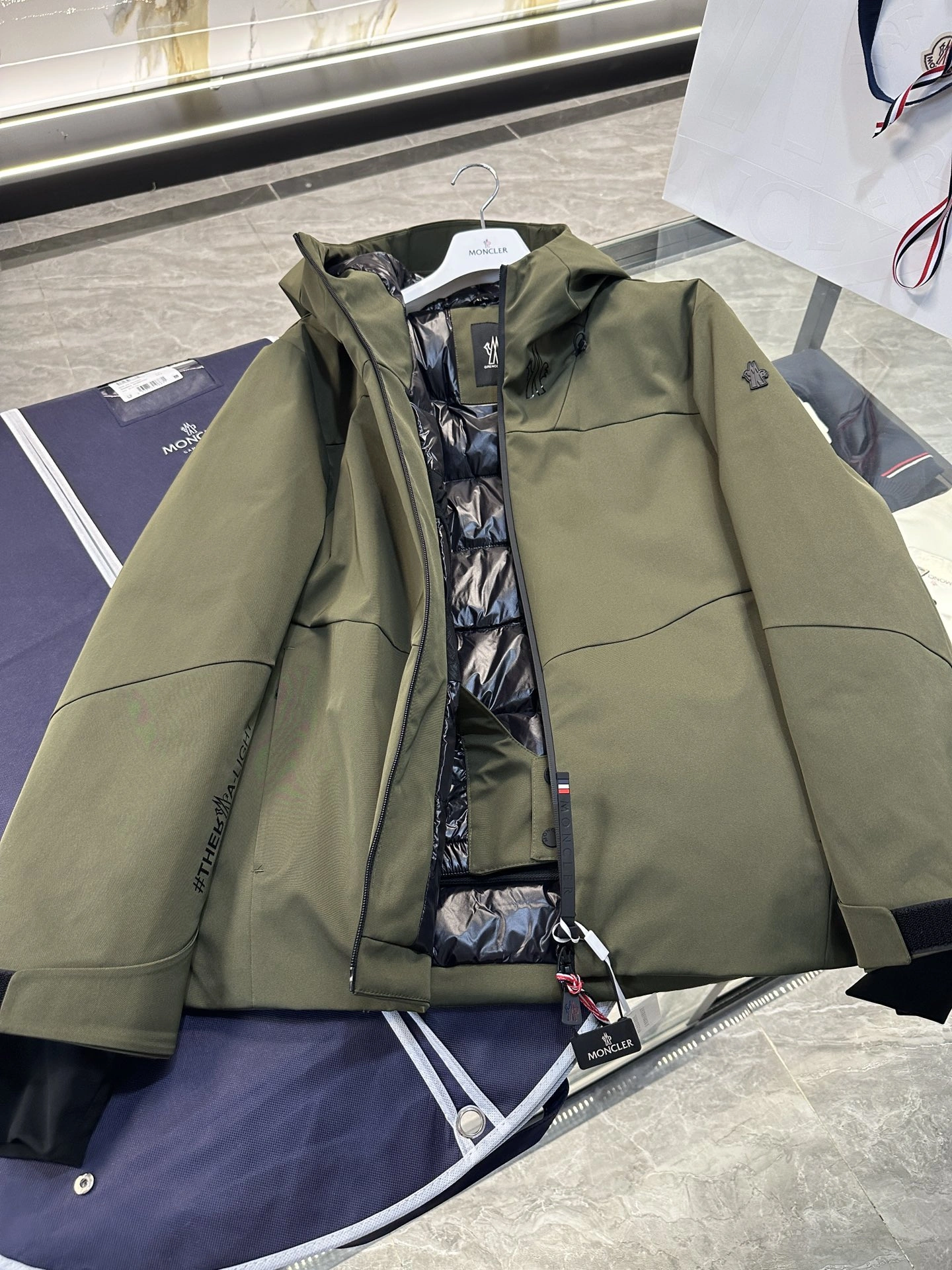 SmartChoice Moncler Down Jackets 145701
