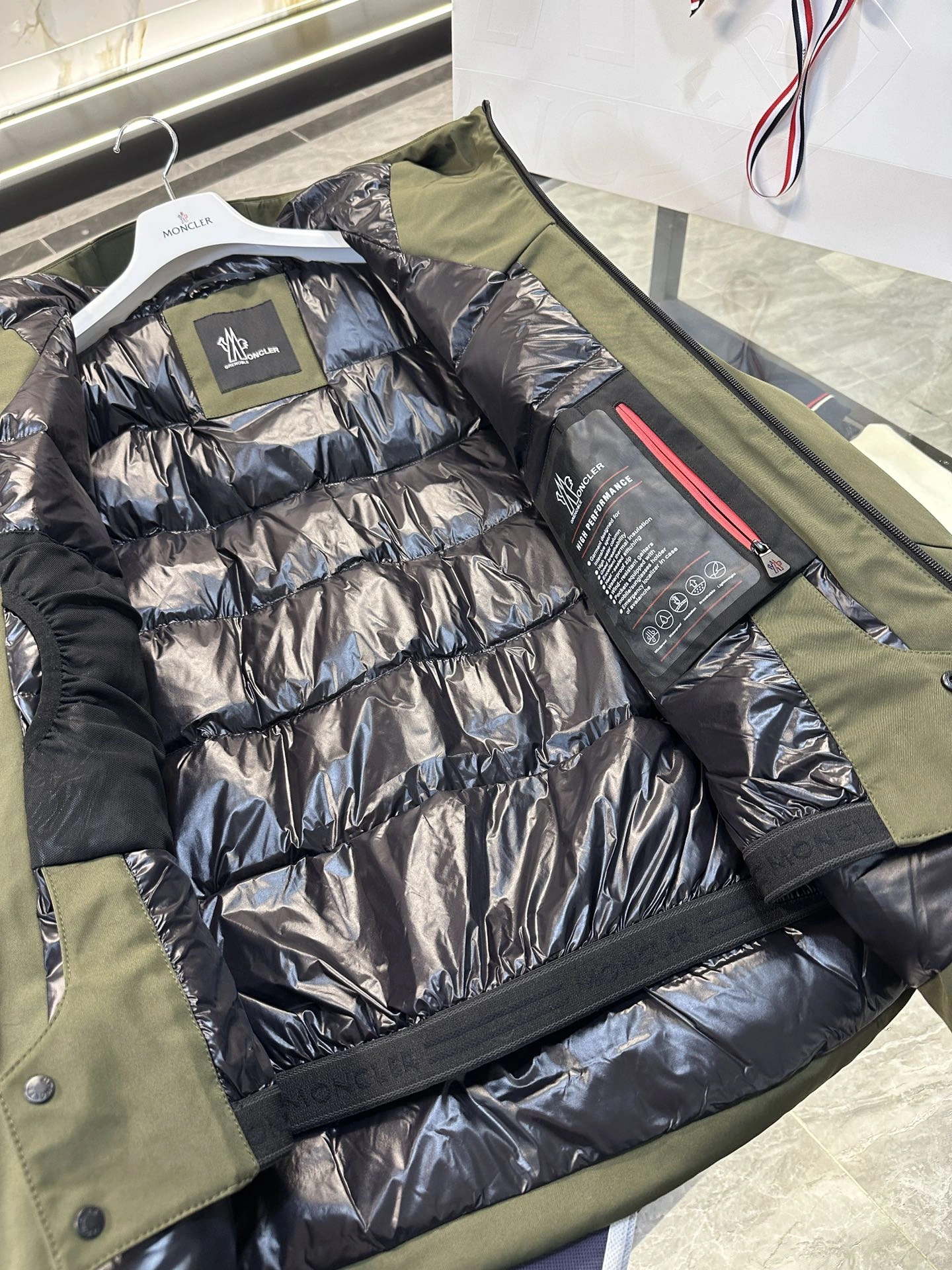 SmartChoice Moncler Down Jackets 145701