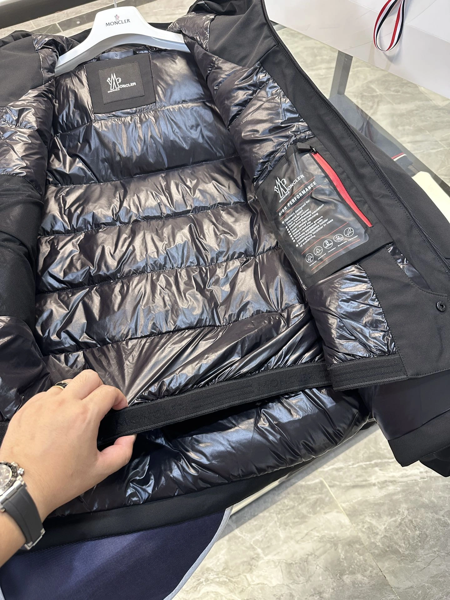 AllSeason Moncler Down Jackets 145700