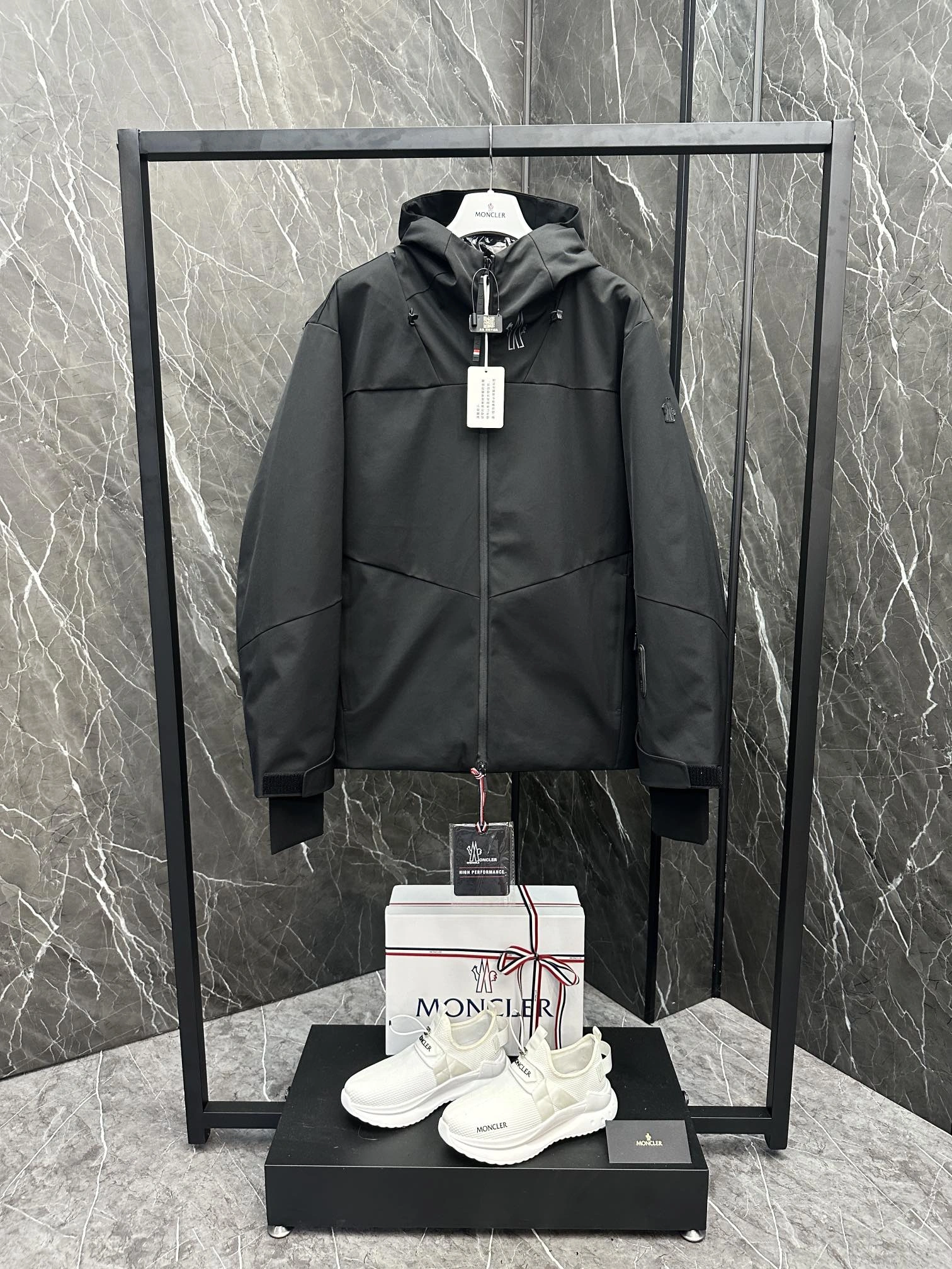 Moncler Down Jackets WeatherProof 145703