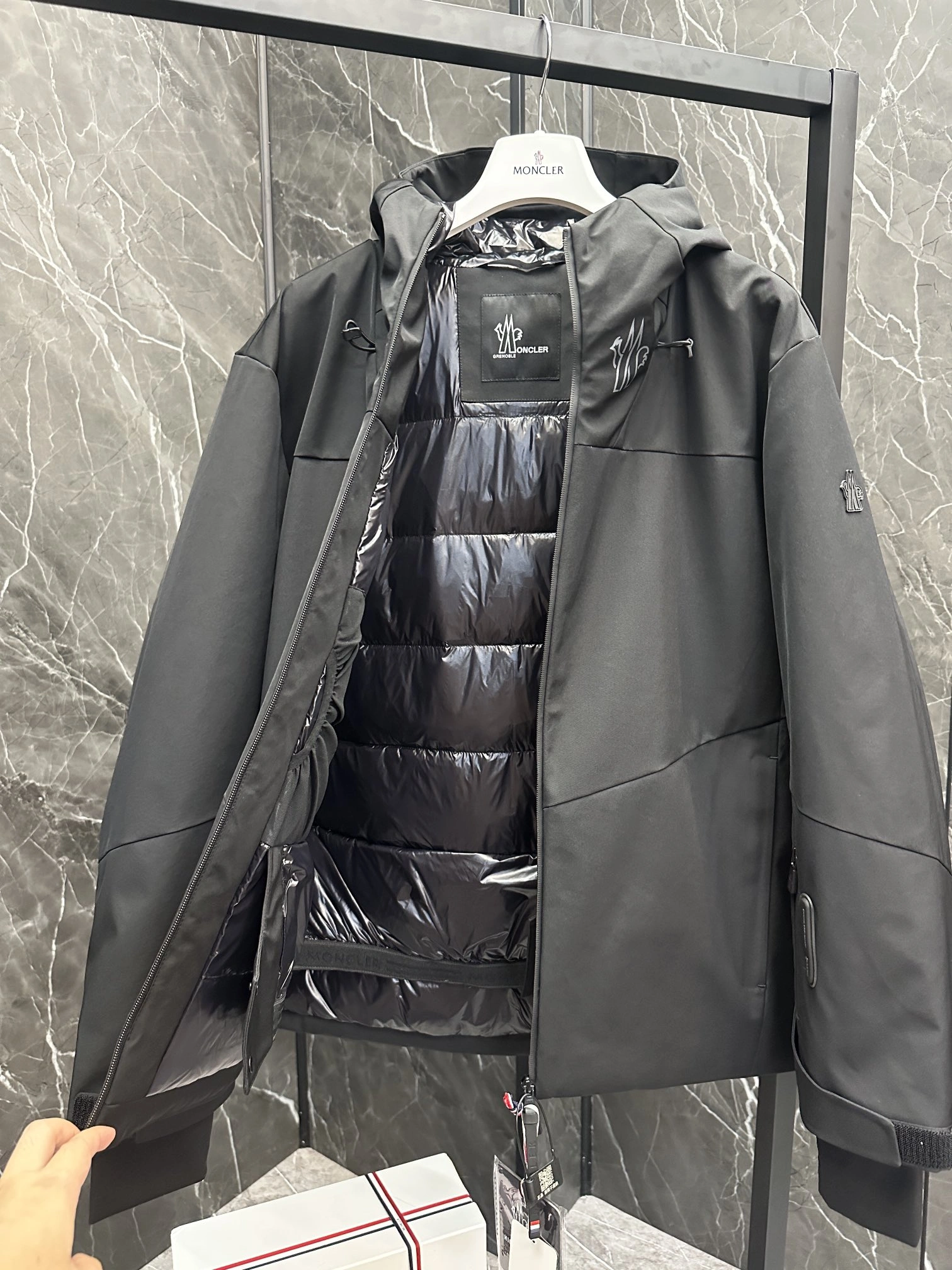 Moncler Down Jackets WeatherProof 145703