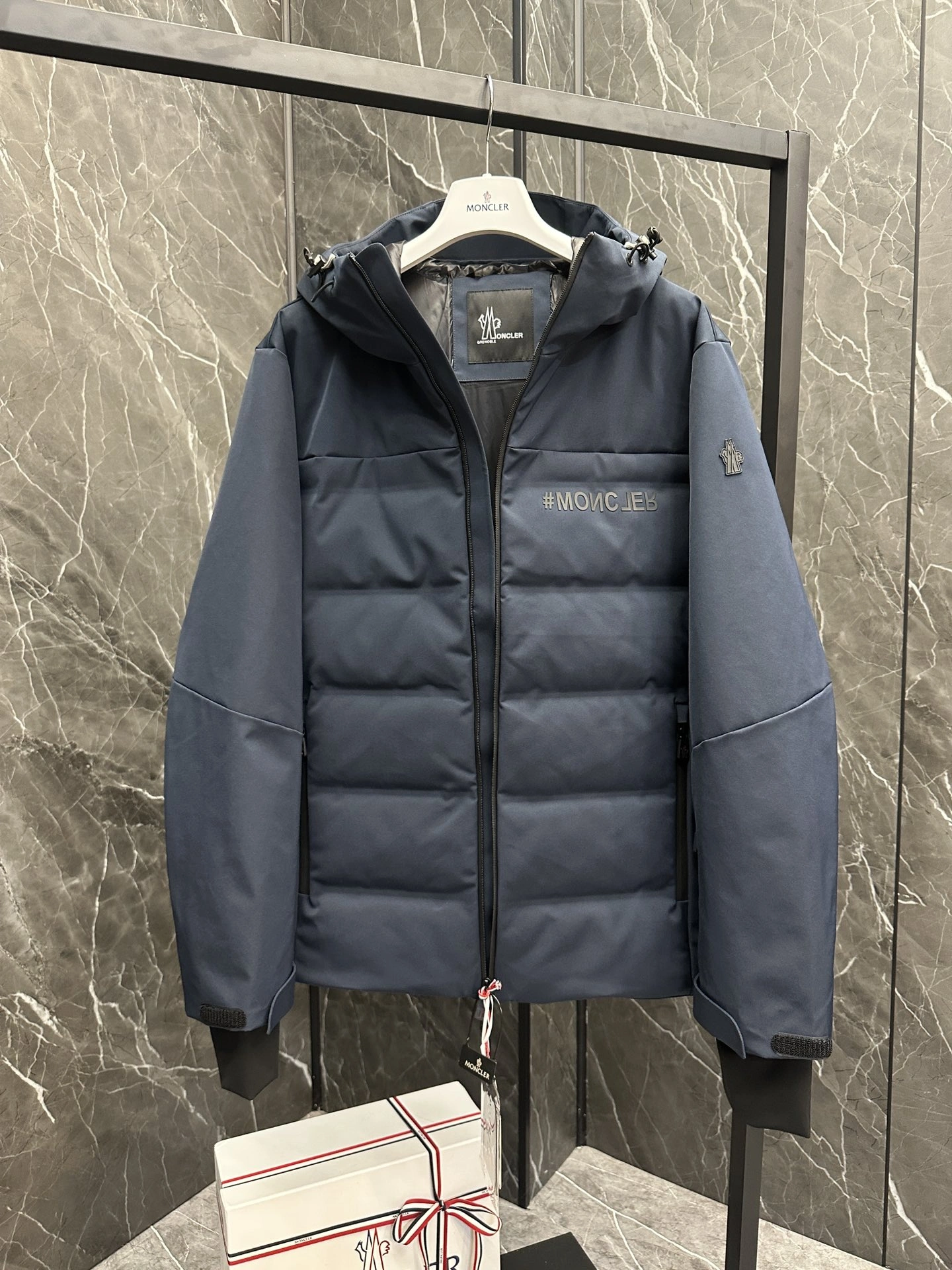AllSeason Moncler Down Jackets 145708