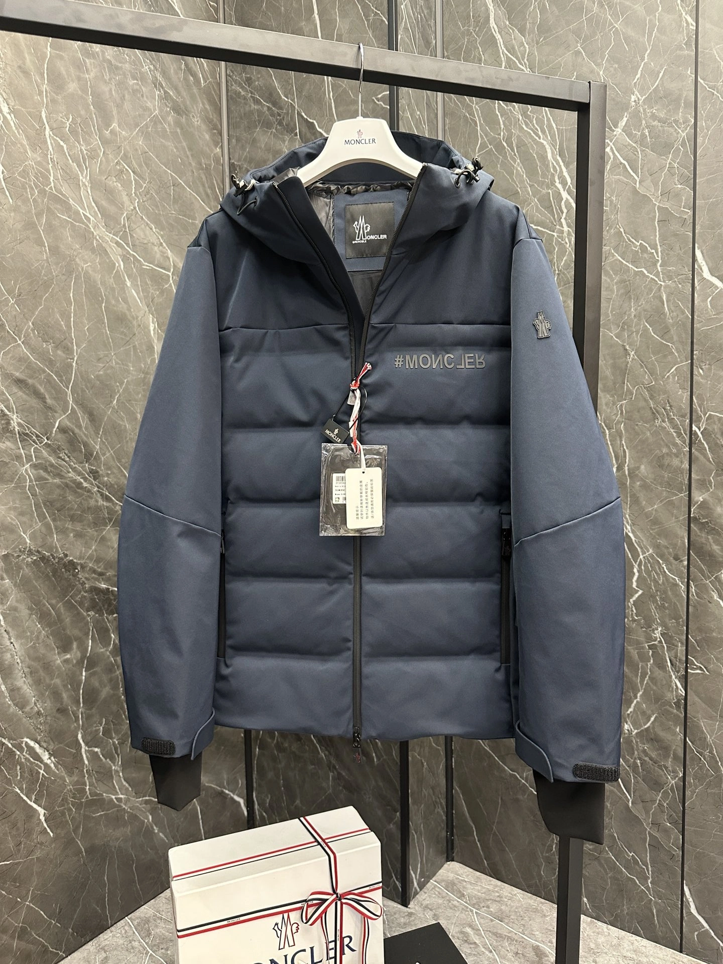 AllSeason Moncler Down Jackets 145708