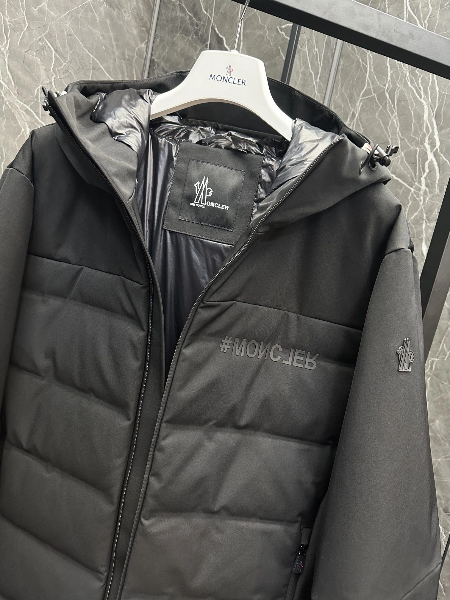 Moncler Down Jackets Functional 145721
