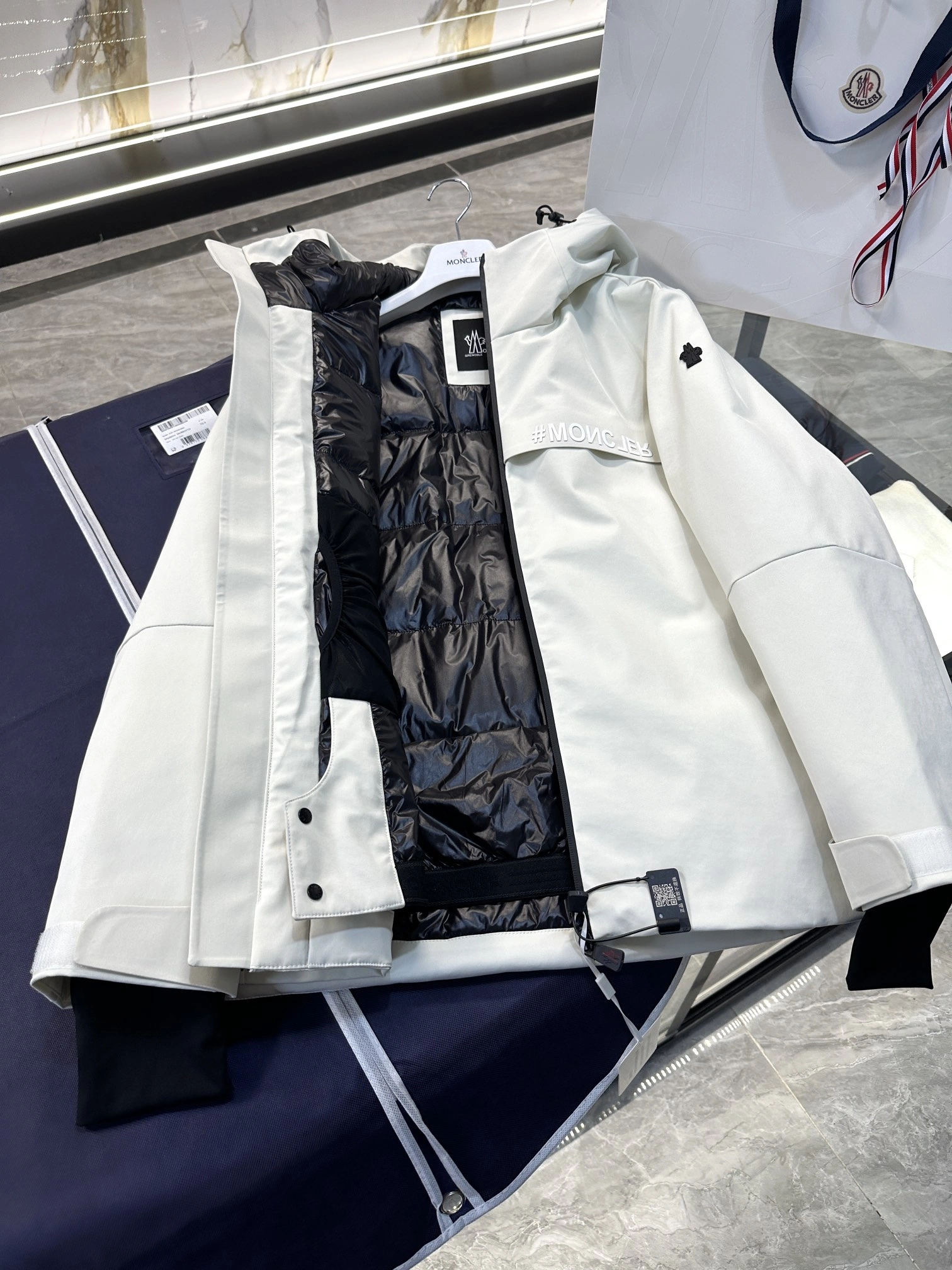 Versatile Moncler Down Jackets 145693