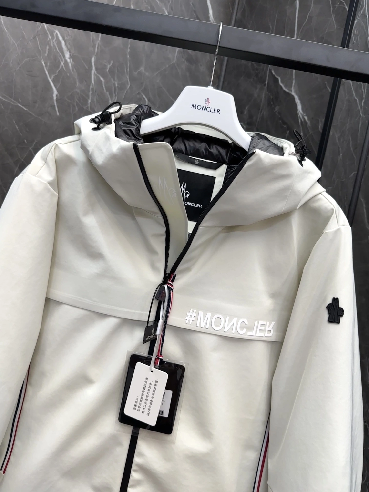 Elegant Moncler Down Jackets 145722