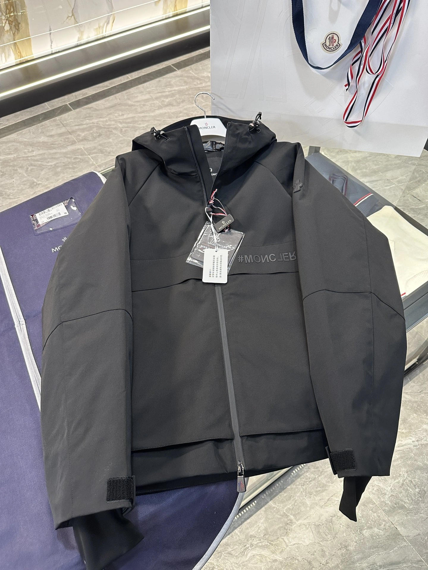 SoftTouch Moncler Down Jackets 145691