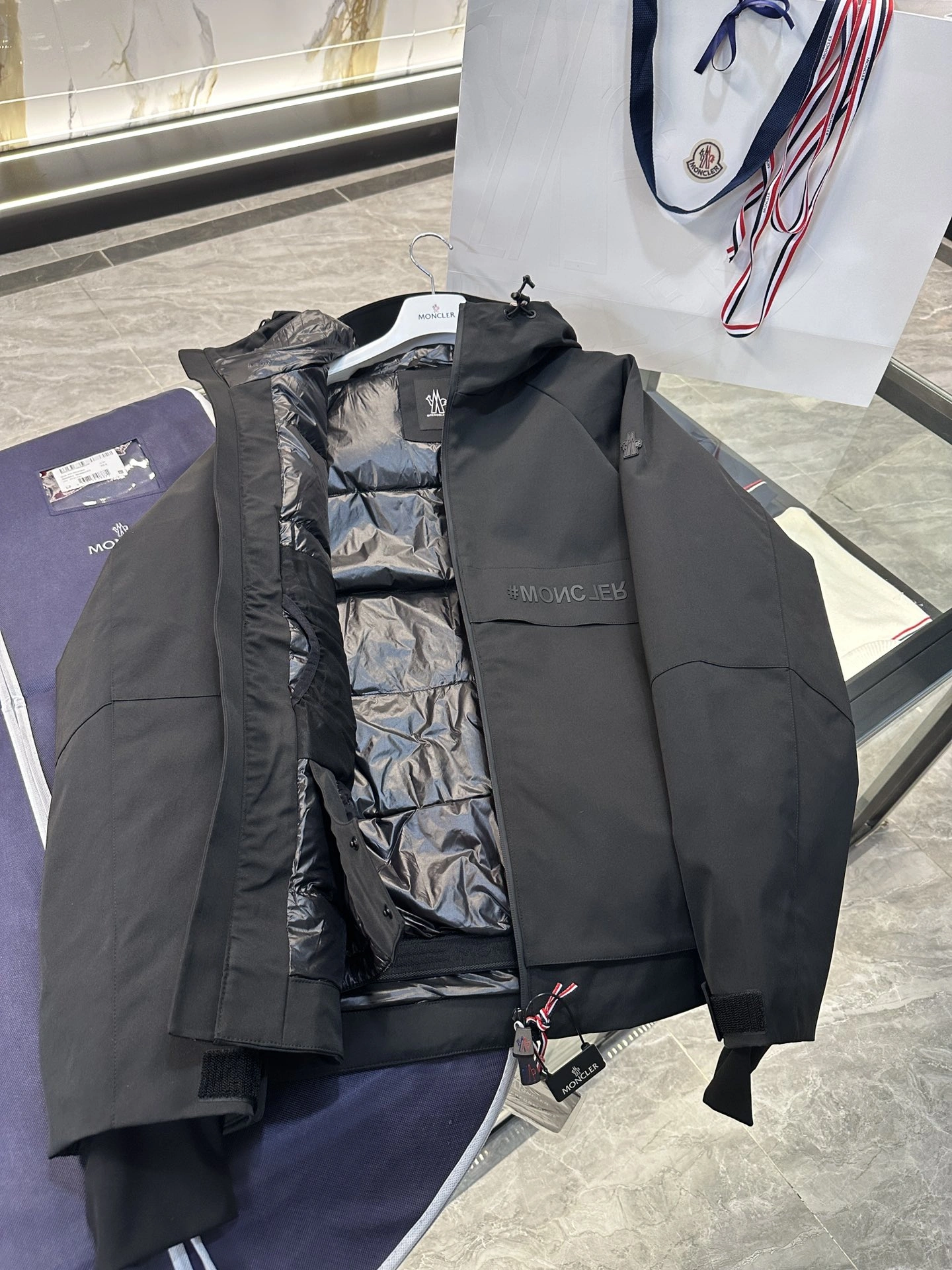 SoftTouch Moncler Down Jackets 145691