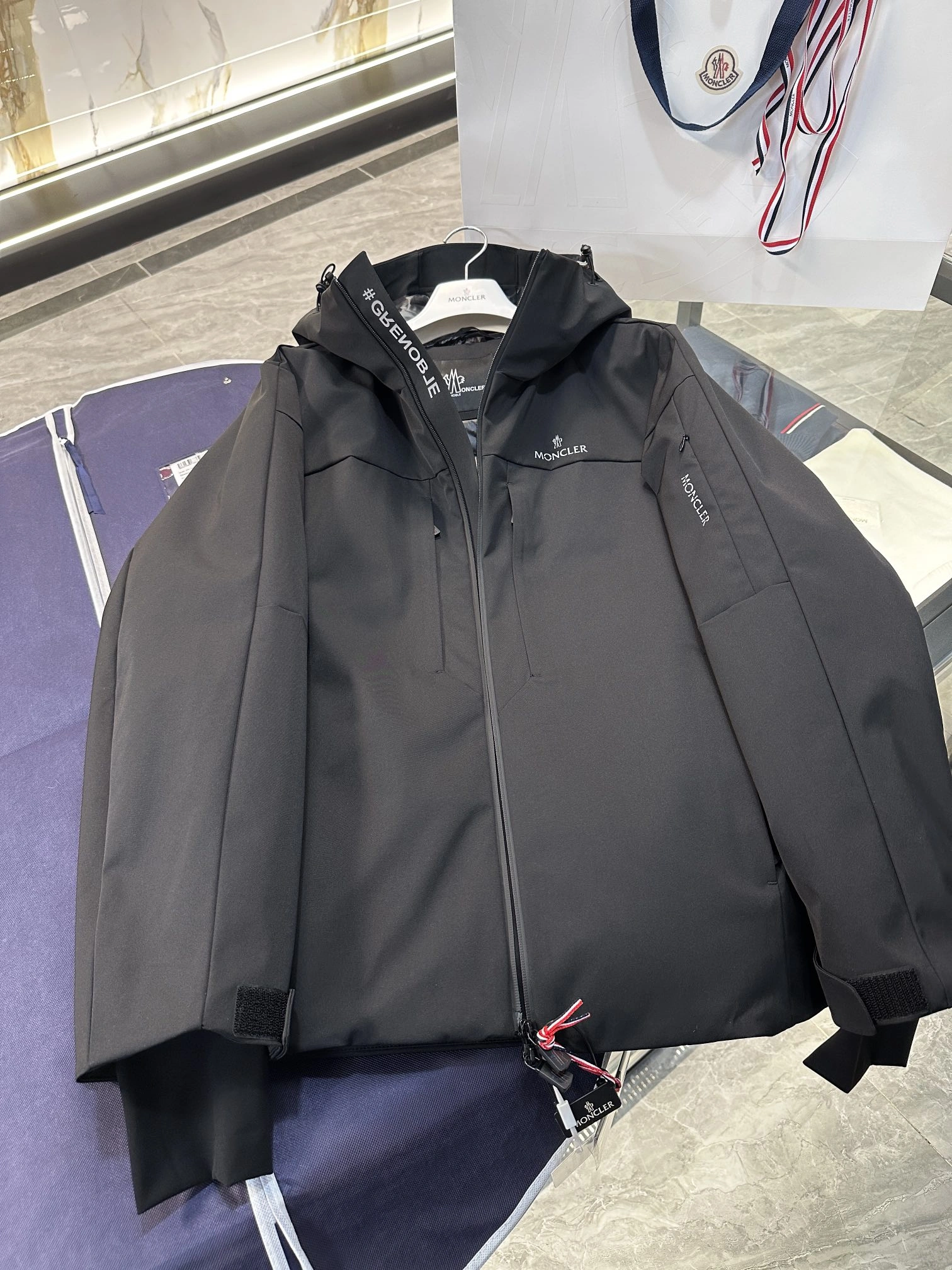 Moncler Down Jackets DailyWear 145690