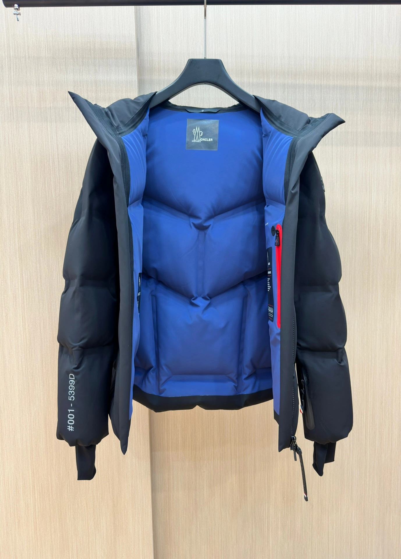 GoodFit Moncler Down Jackets 145685