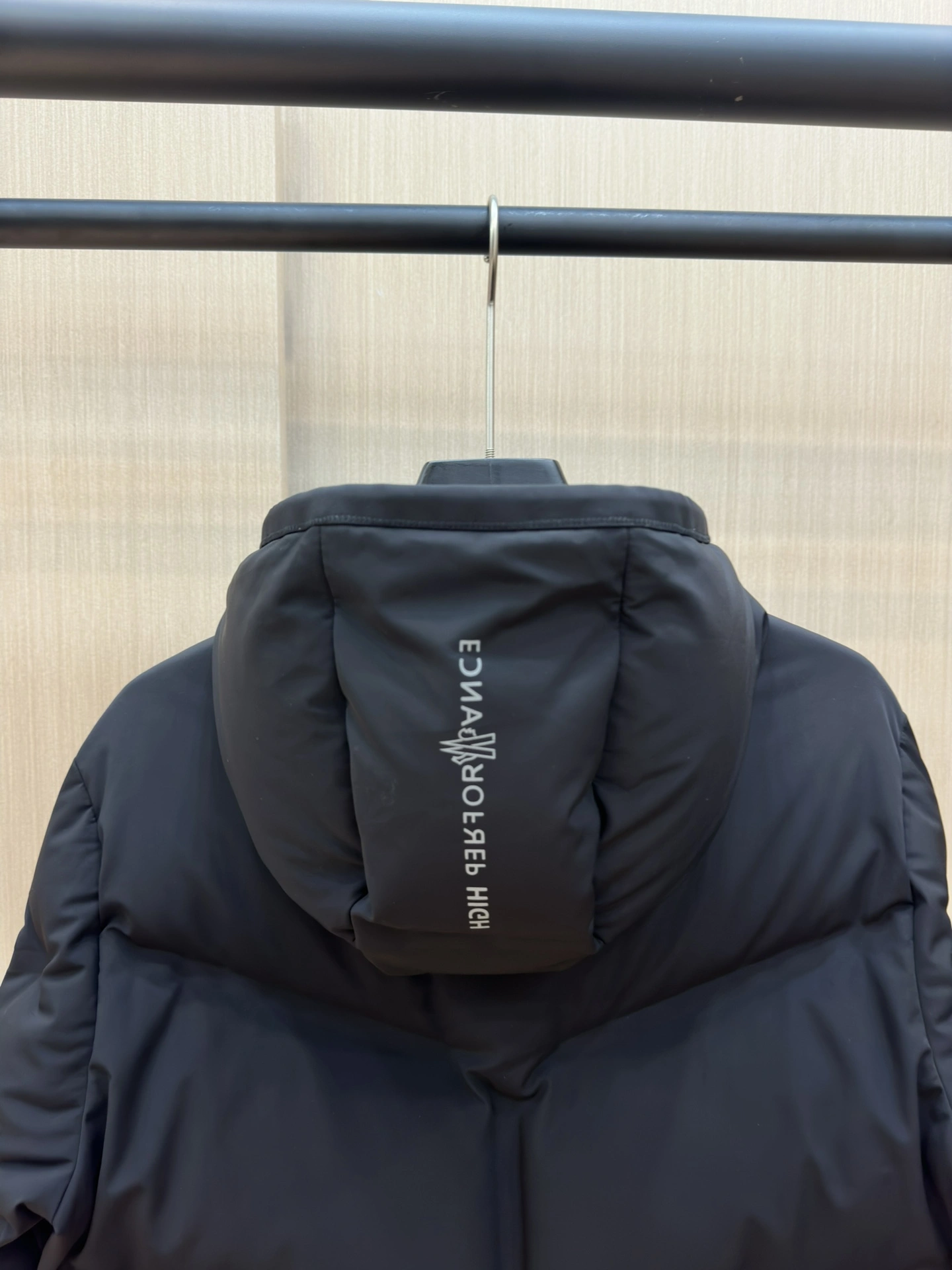 GoodFit Moncler Down Jackets 145685