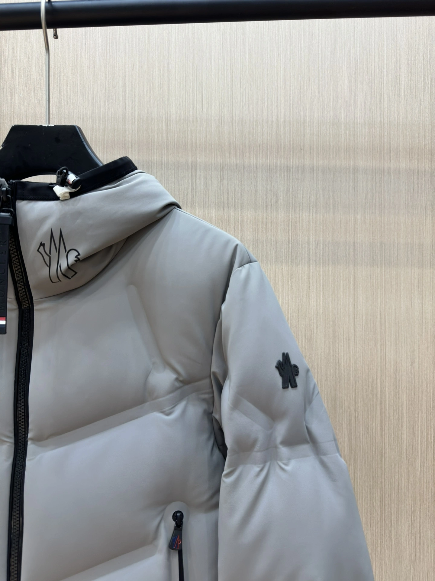 Moncler Down Jackets Cozy 145684