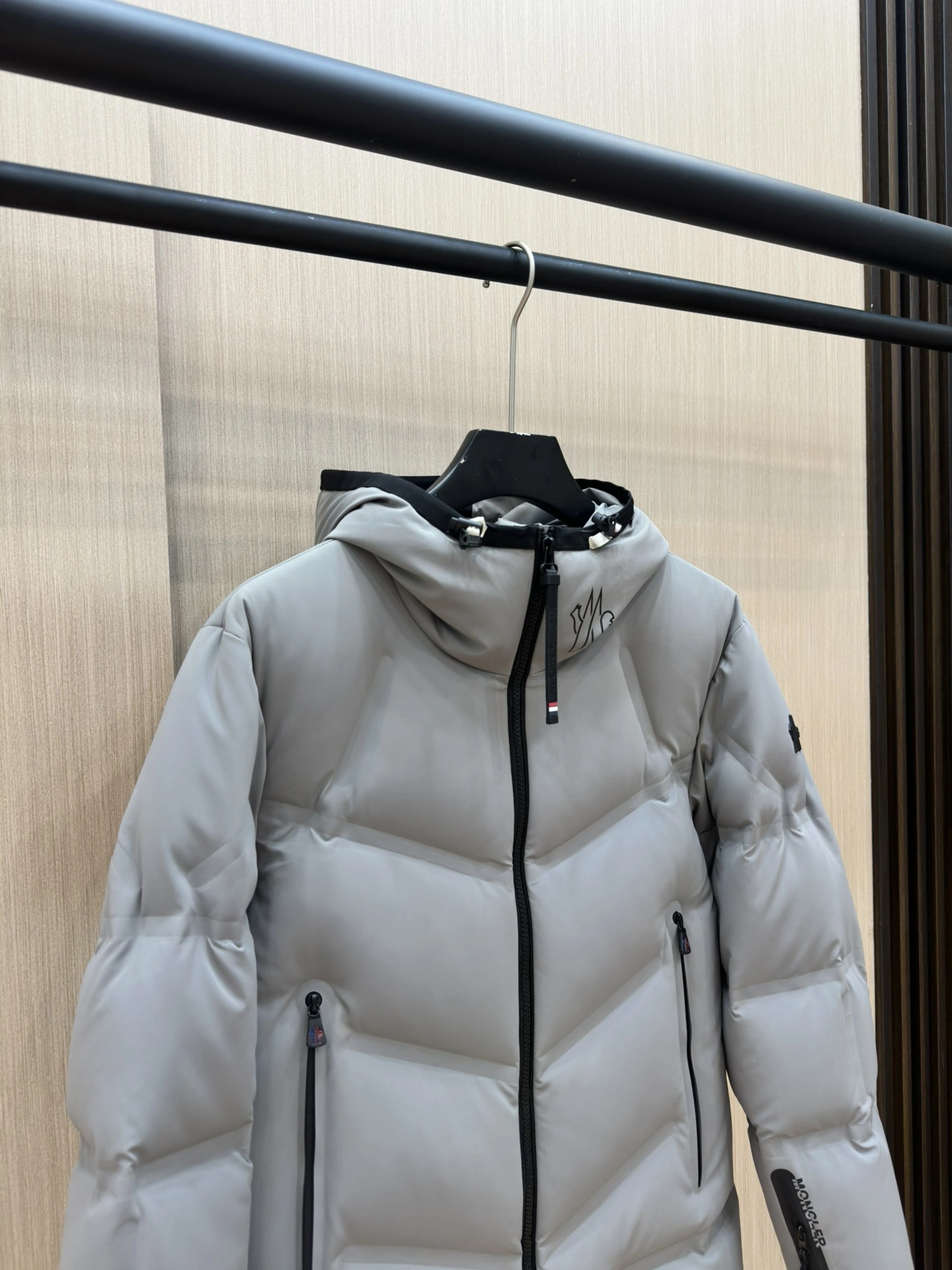 Moncler Down Jackets Cozy 145684