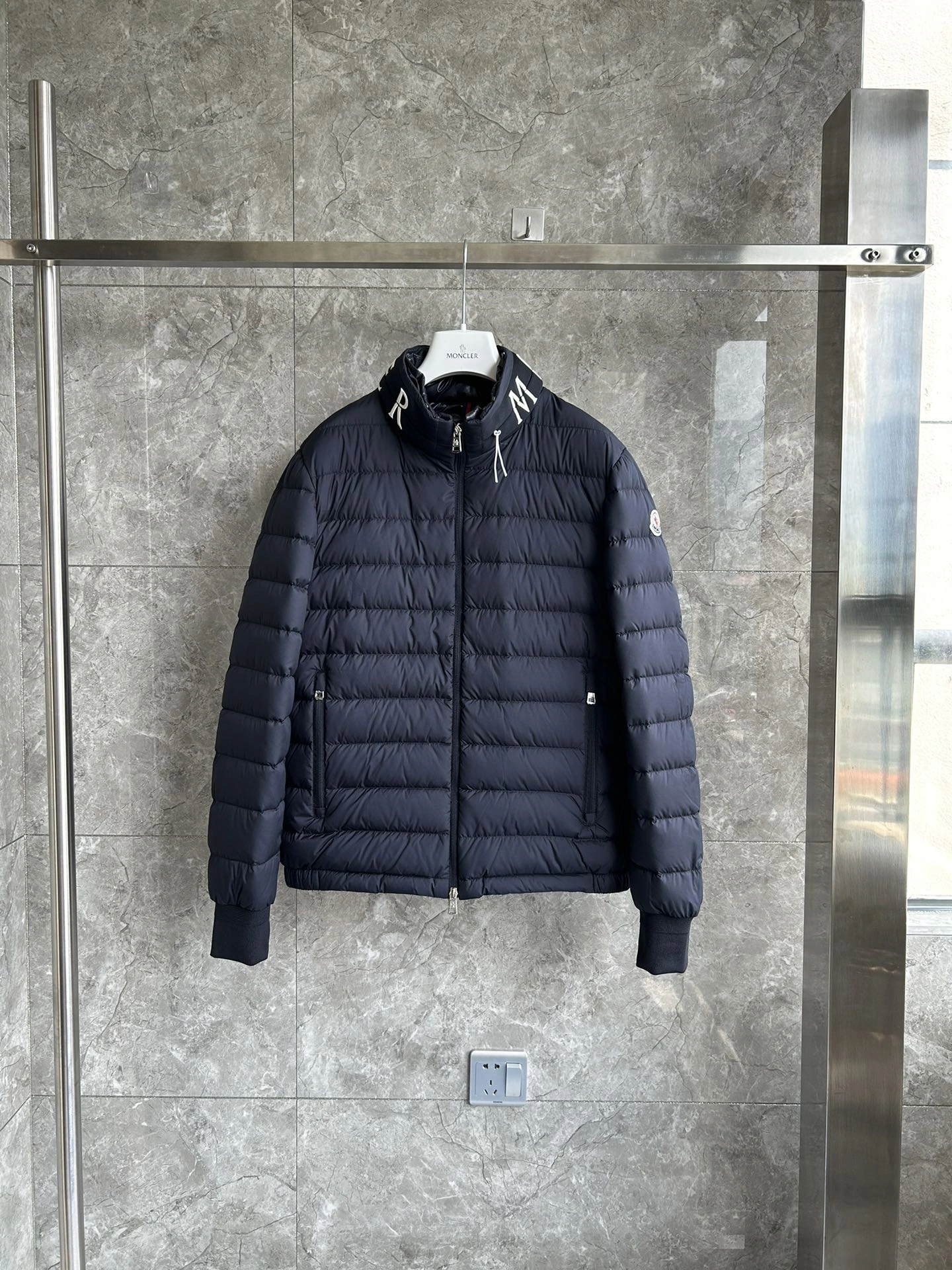 Moncler Down Jackets WeatherProof 145674