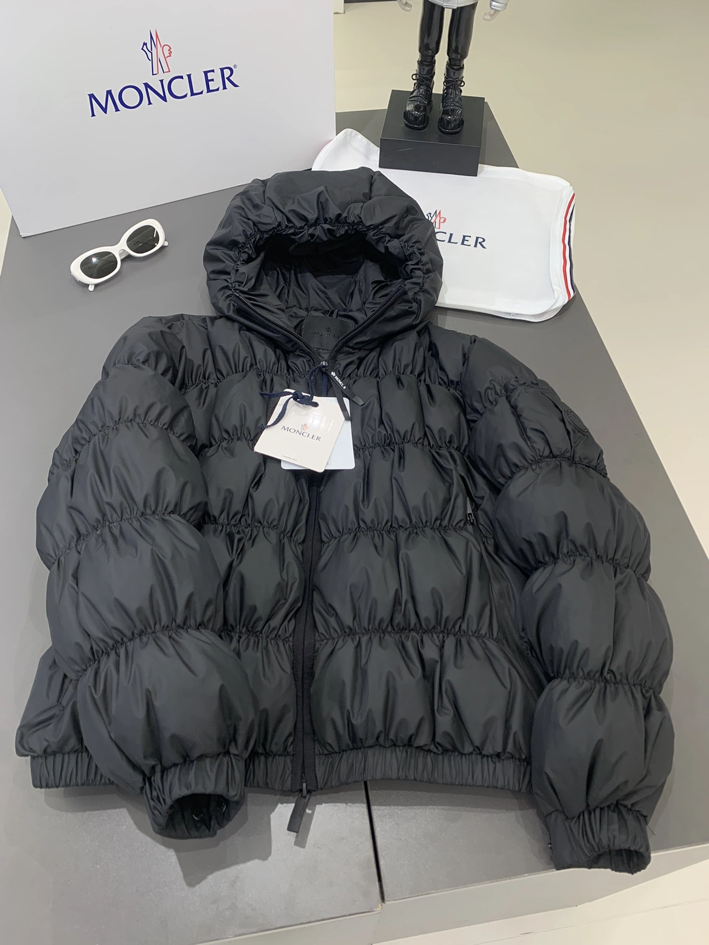 Unique Moncler Down Jackets 145669