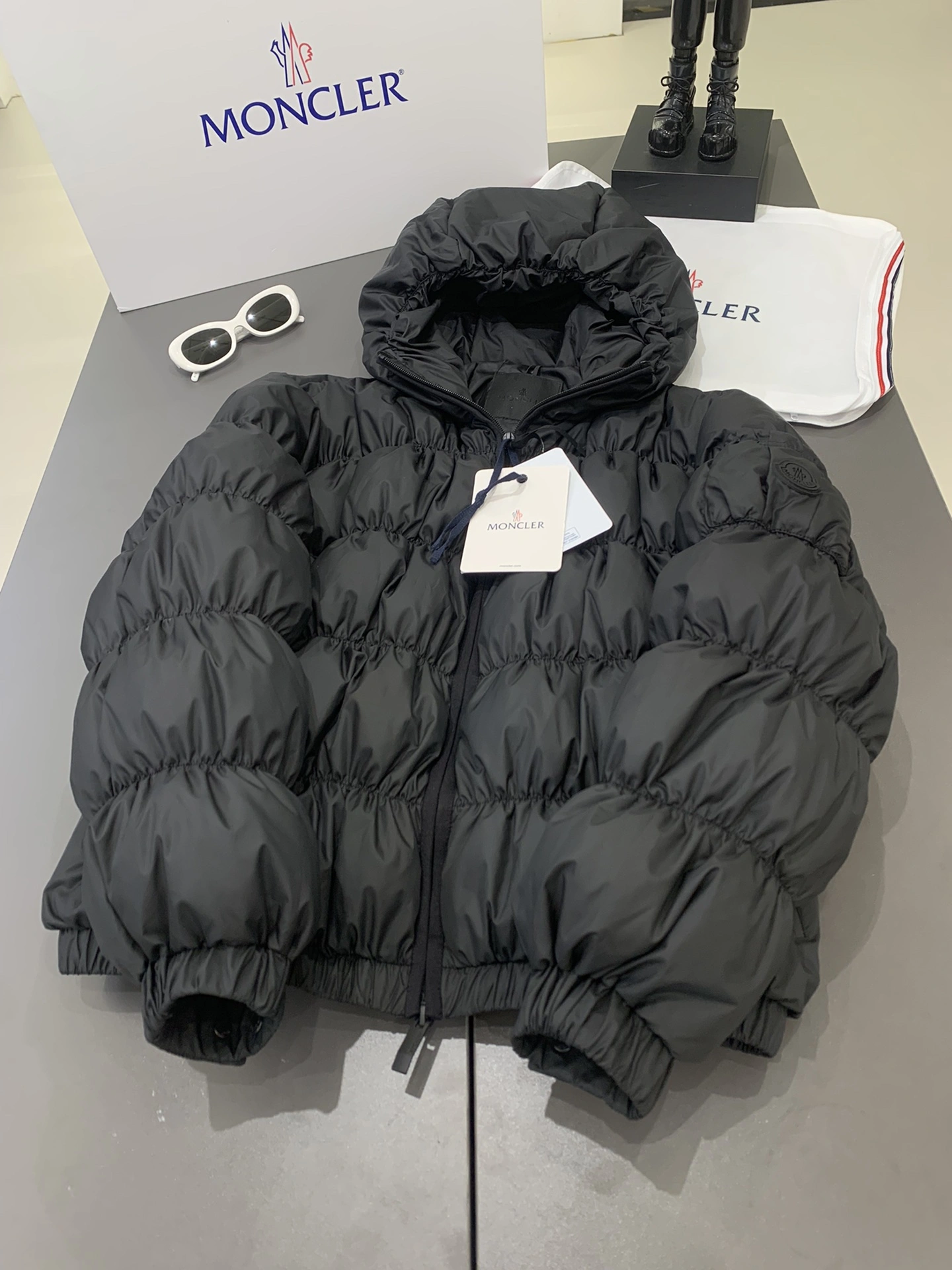 Unique Moncler Down Jackets 145669