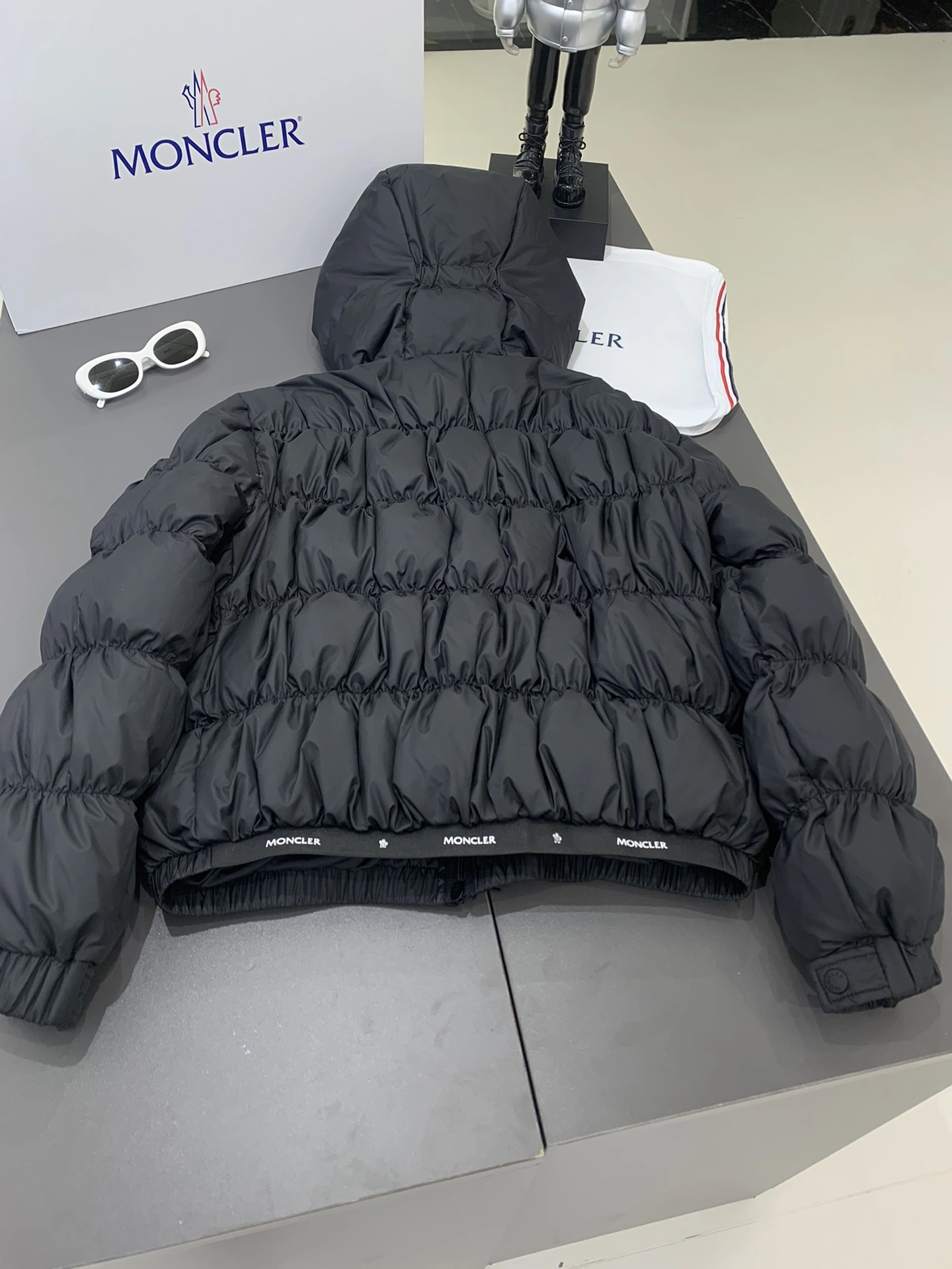Unique Moncler Down Jackets 145669