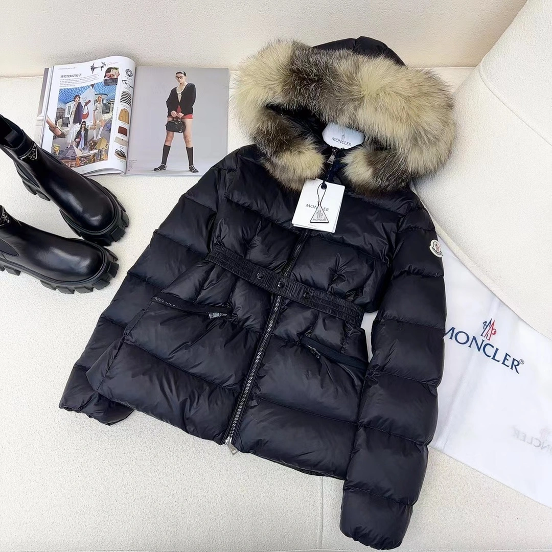 Moncler Down Jackets Minimalist 145666