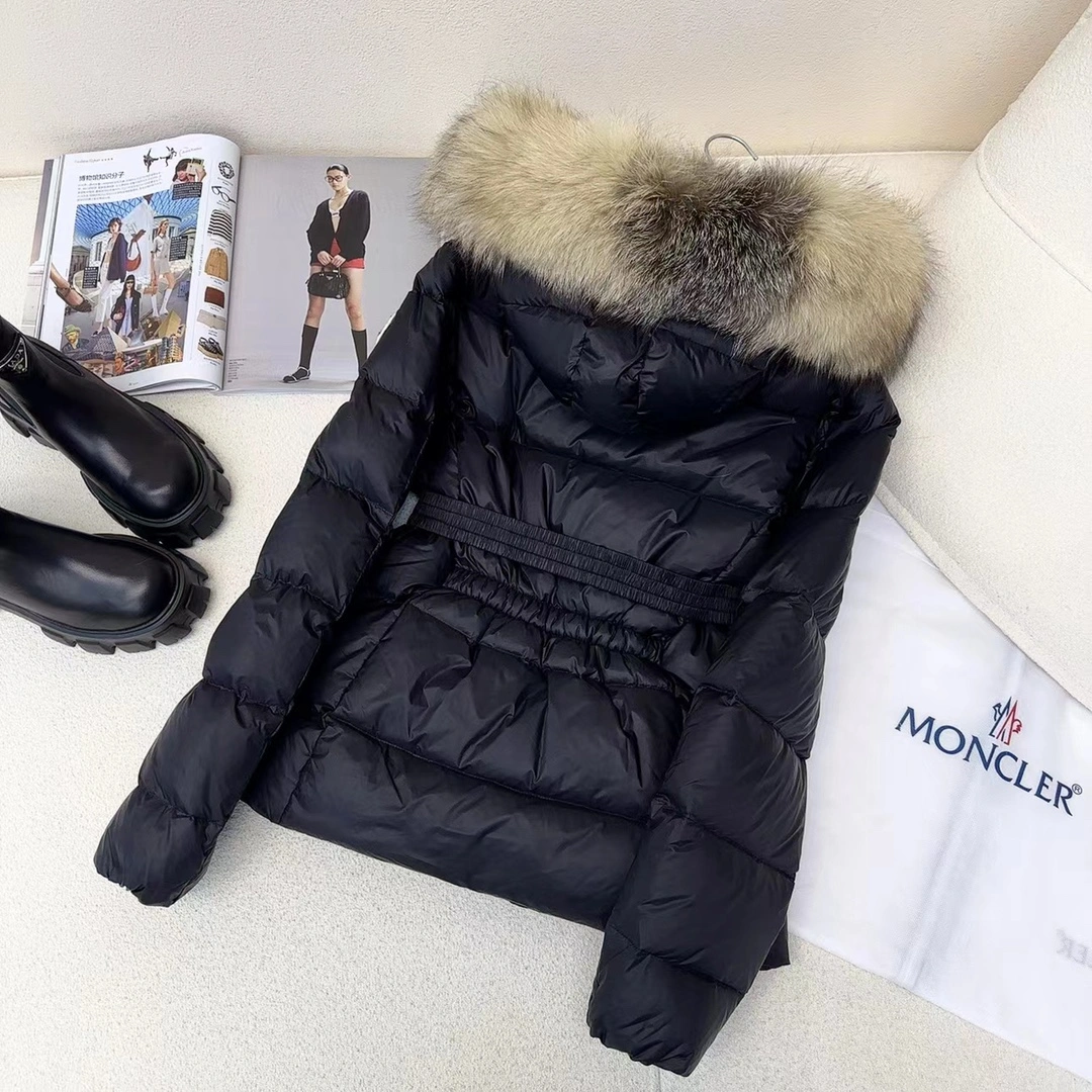 Moncler Down Jackets Minimalist 145666