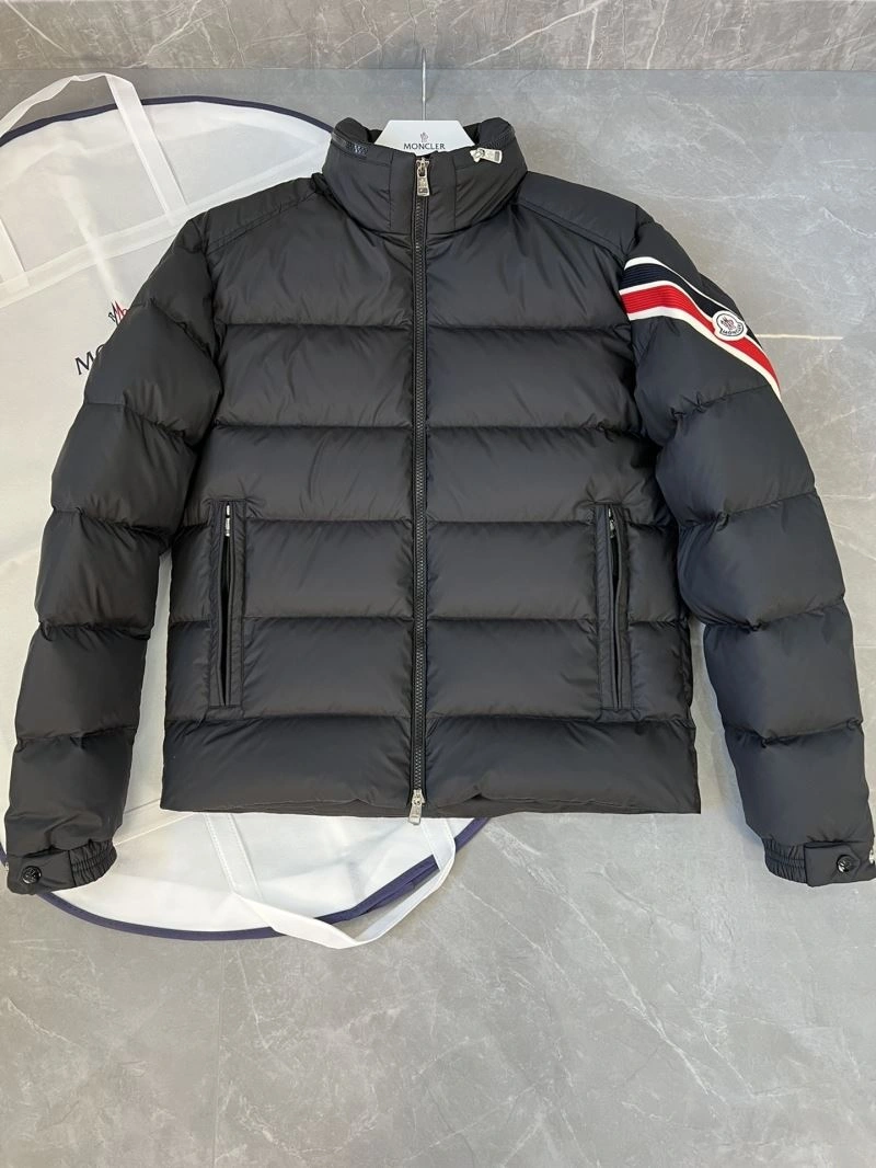 Moncler Down Jackets ModernLook 145291